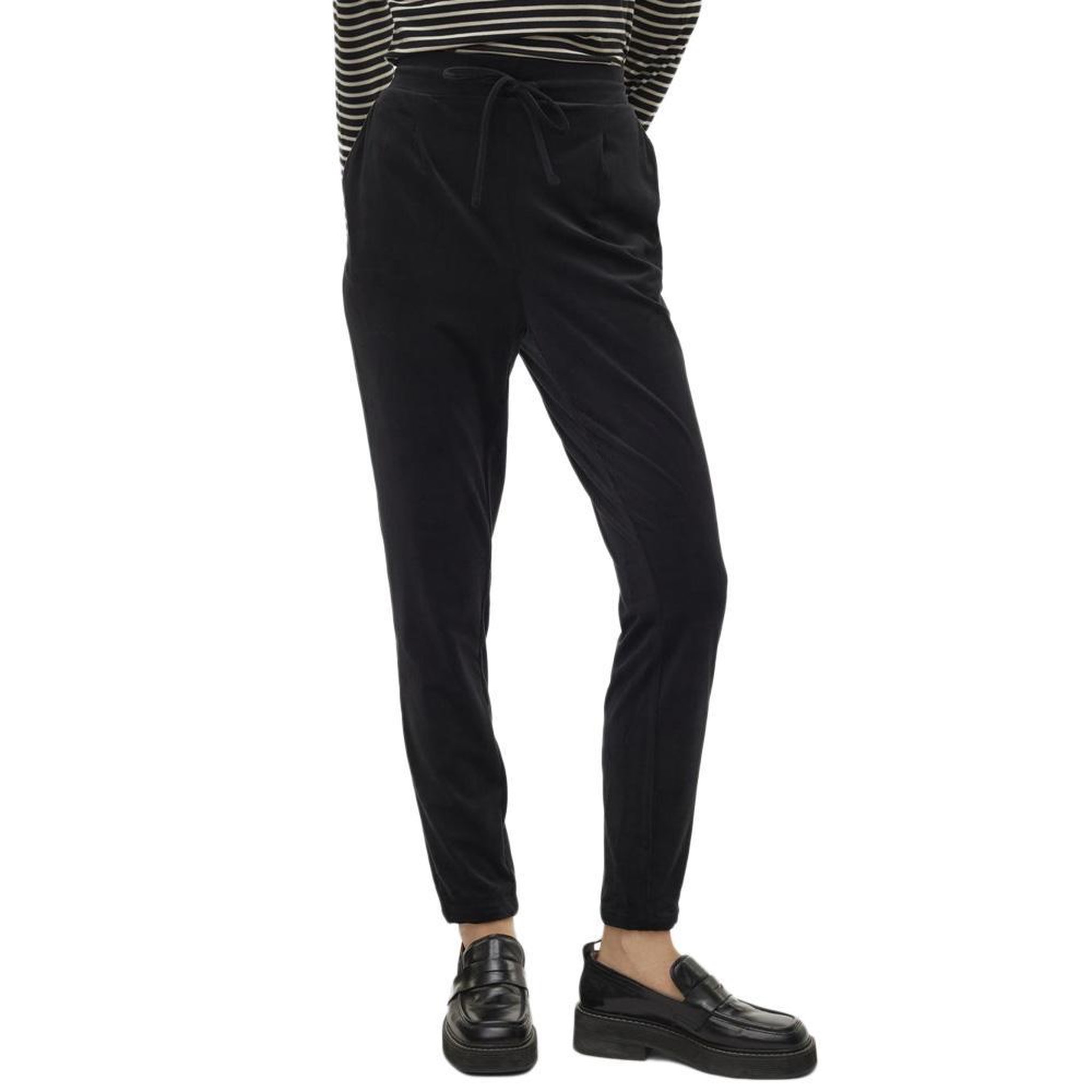 Vero Moda Pantalon fluide Velours Noir Femme Vero Moda Lea. Coloris disponibles : Noir