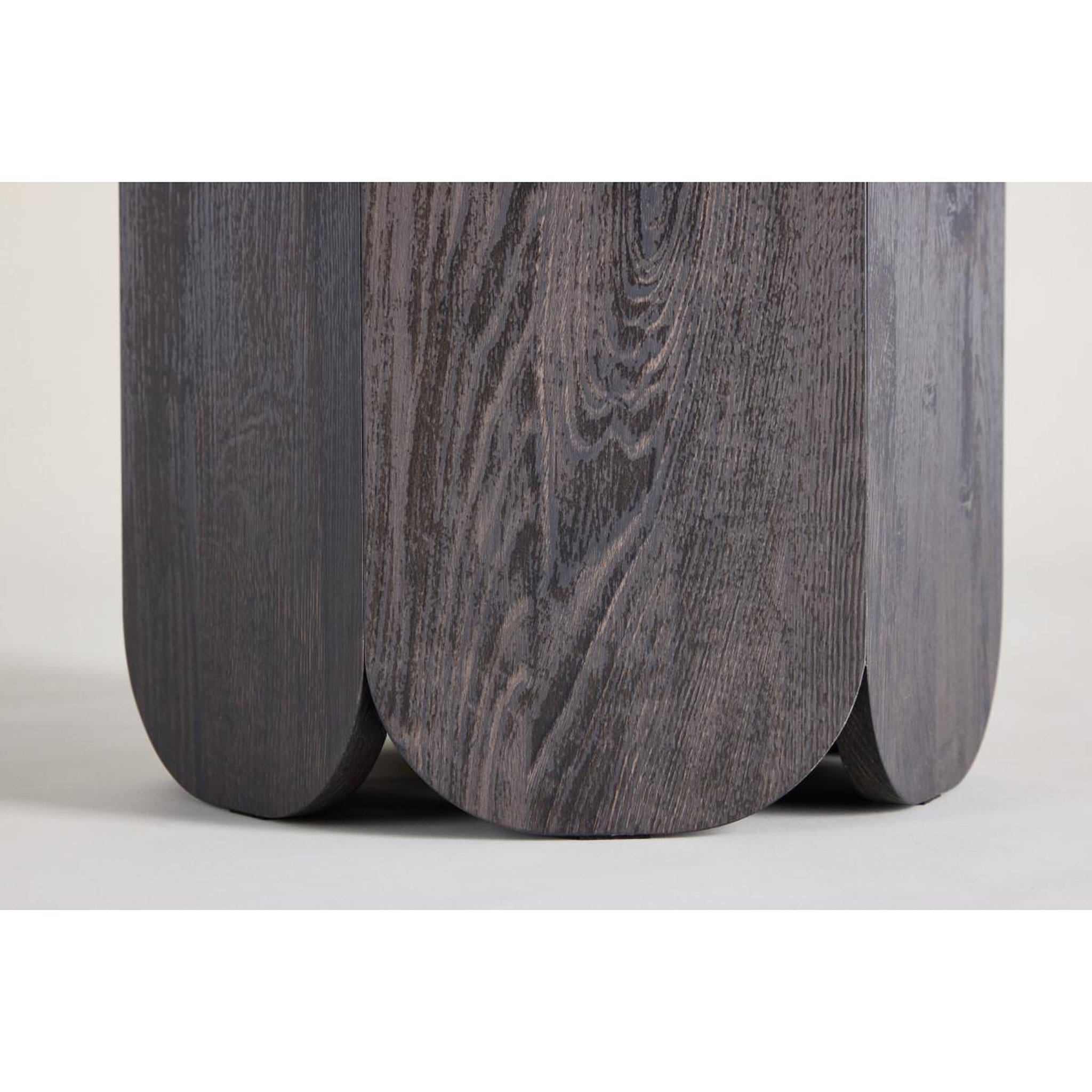 Voir la diapositive 6 : Paris Prix Table Basse Design  Tekla  60cm Noir