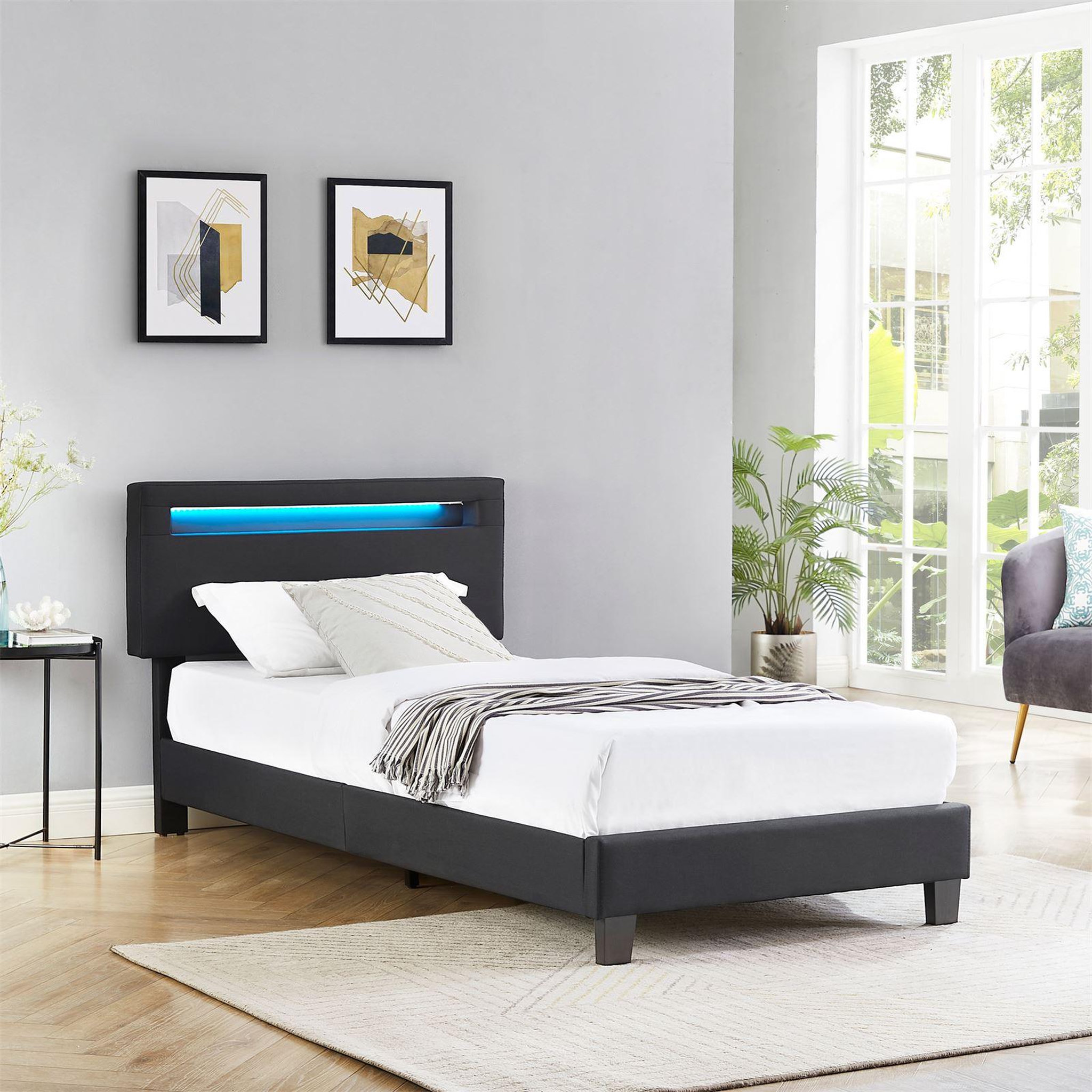 Voir la diapositive 2 : IDIMEX Lit LED simple AUSTIN 90x190 cm, avec sommier, revêtement en tissu