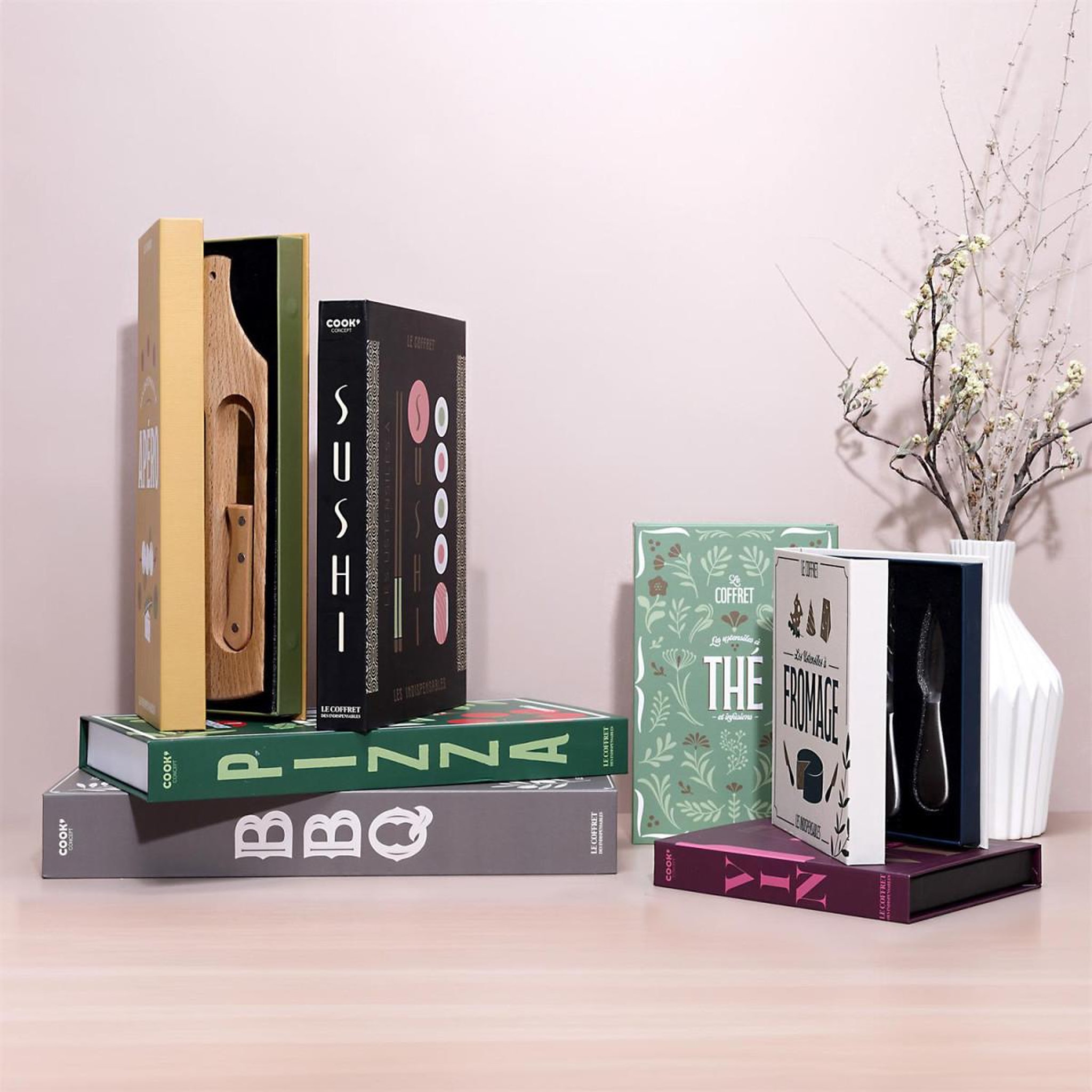 Voir la diapositive 5 : COOK CONCEPT Coffret vin 5 pièces  livre  18cm violet