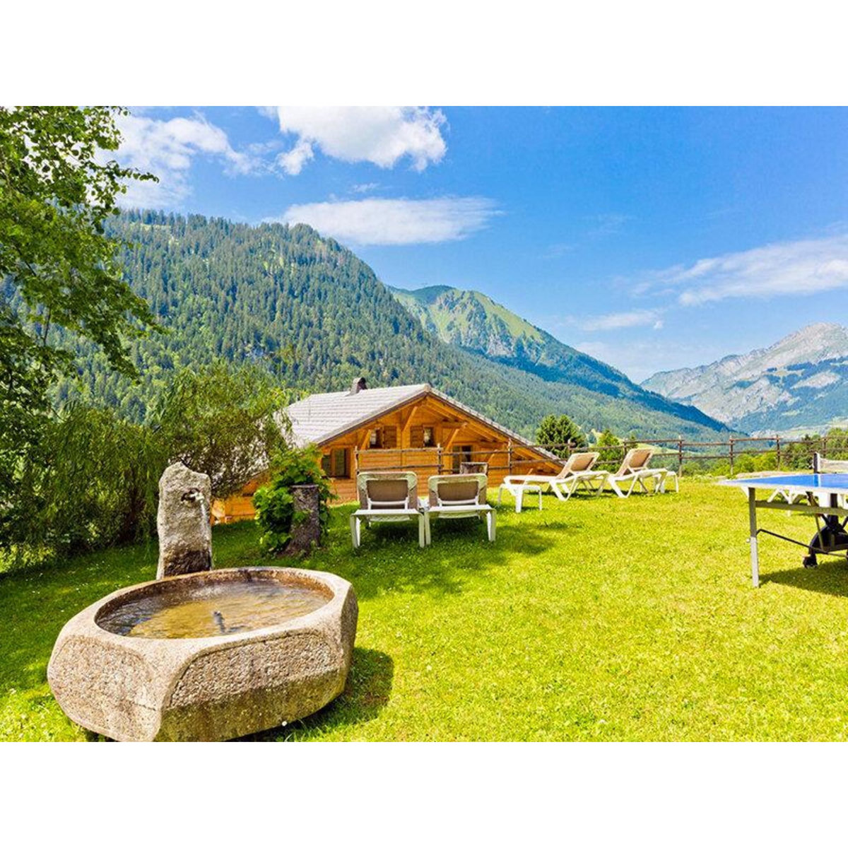 Smartbox Séjour de 2 jours dans les Alpes avec dîner 4 plats - Coffret Cadeau Séjour