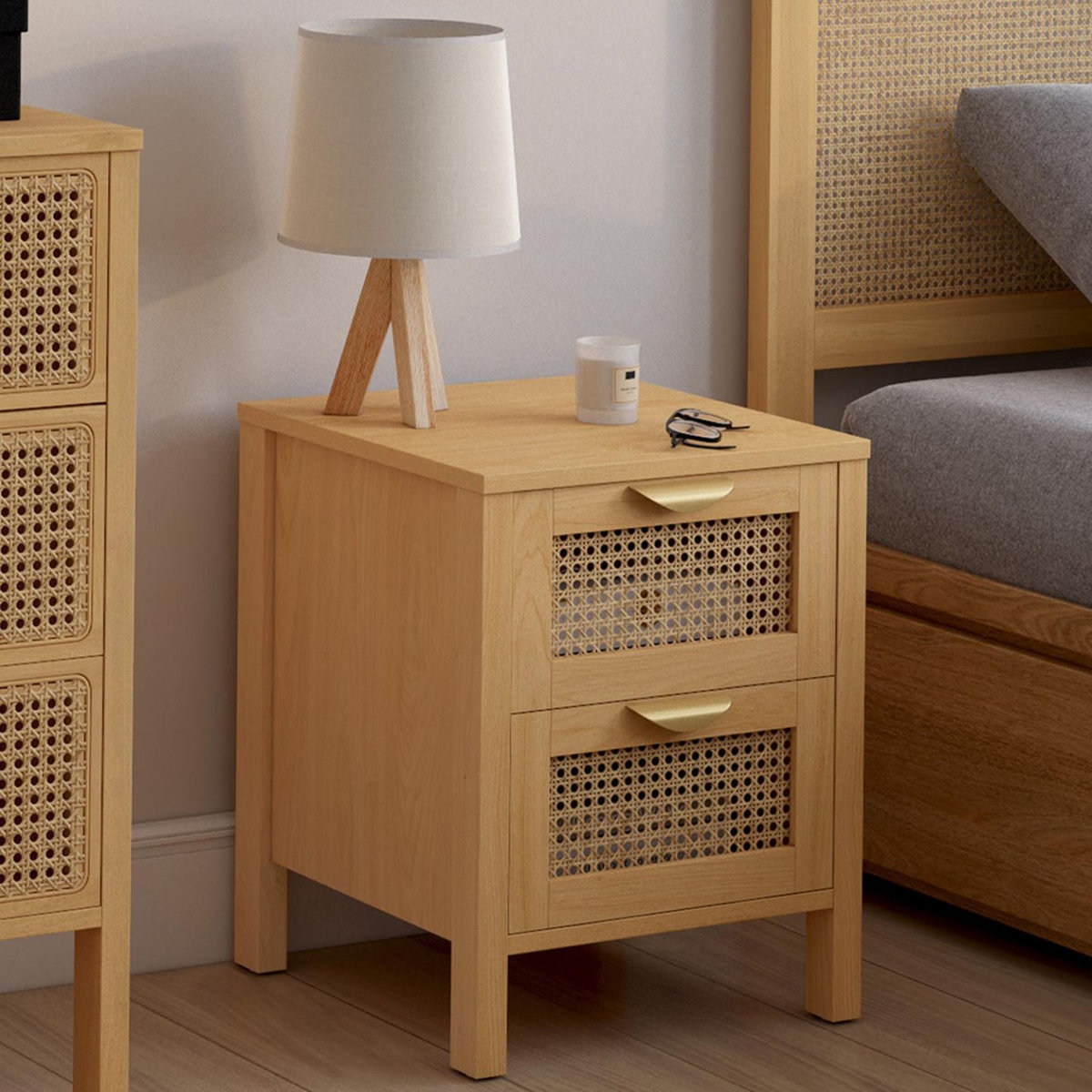 ID MARKET Lot de 2 tables de chevet EDHEN 2 tiroirs cannage et bois