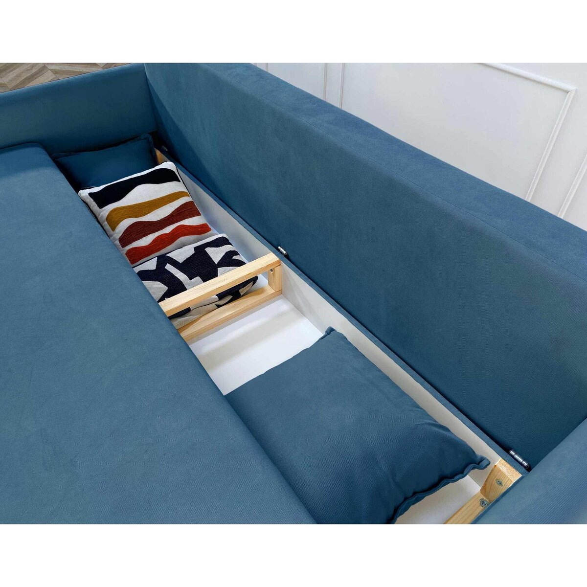 LISA DESIGN Apia - canapé 3 places - convertible avec coffre - en velours