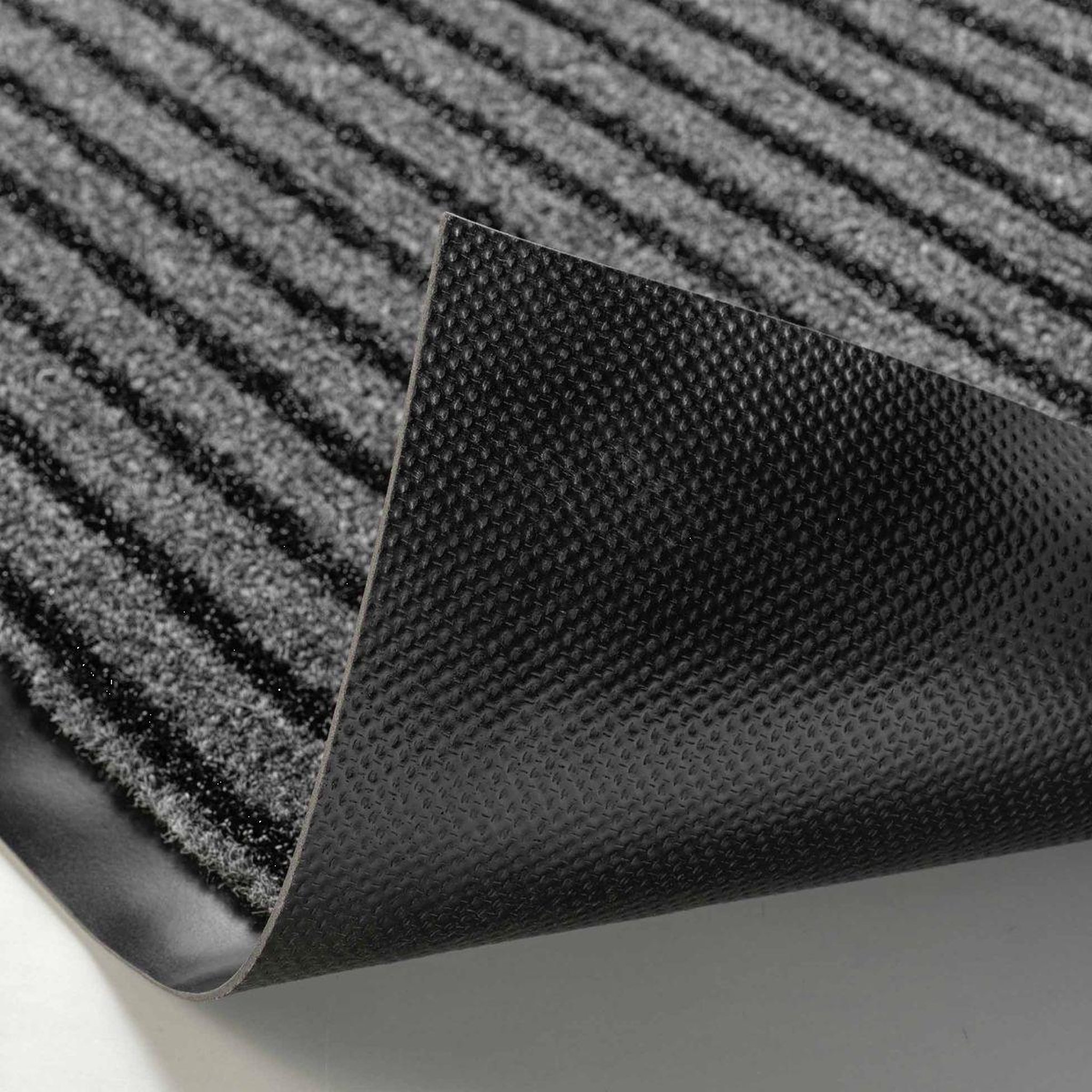 Voir la diapositive 2 : Douceur d'Intérieur Tapis d'entrée anti-poussière  toscan  80x120cm noir & gris