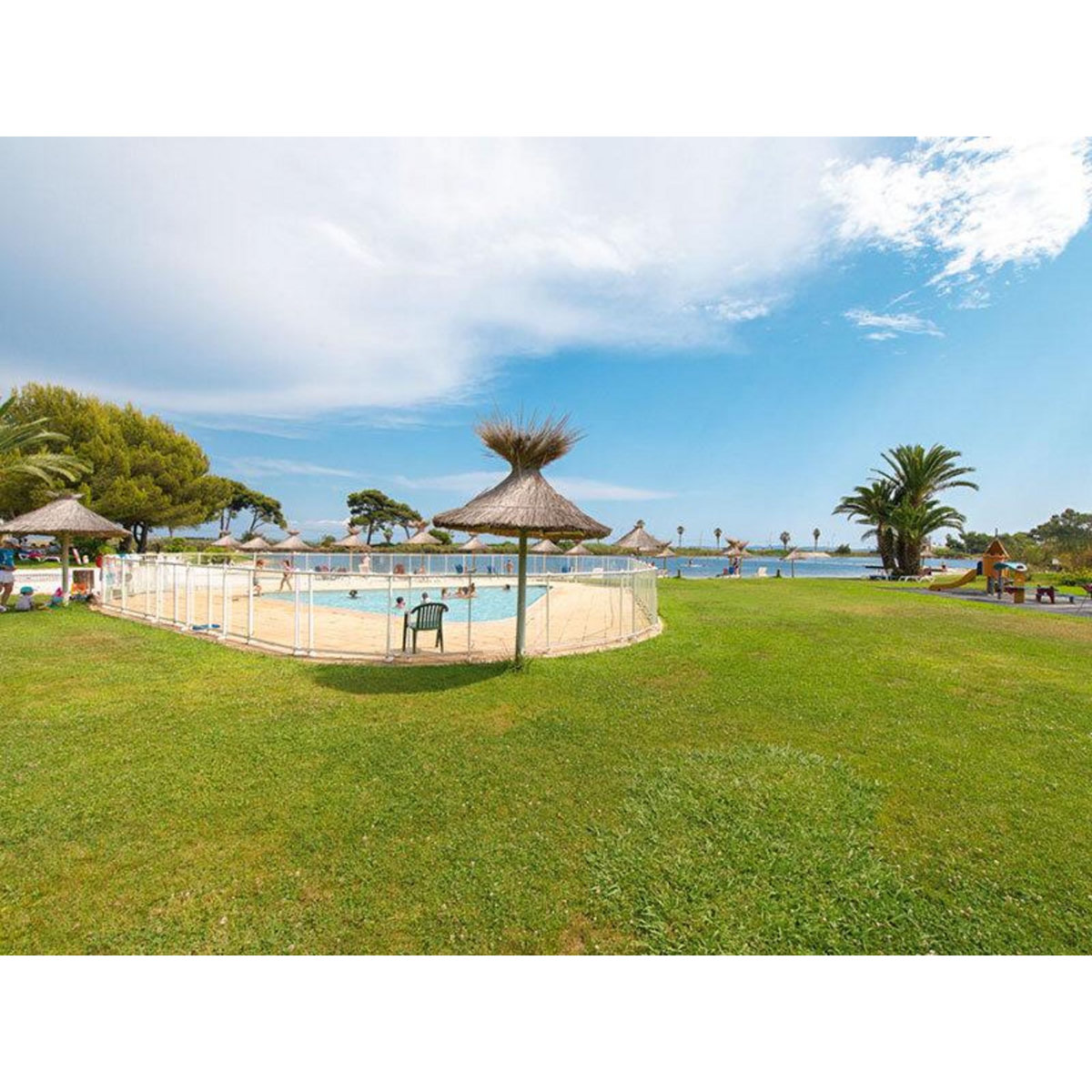 Smartbox Séjour en duo sur la Côte d'Azur : 2 jours en hôtel 3* à Hyères - Coffret Cadeau Séjour