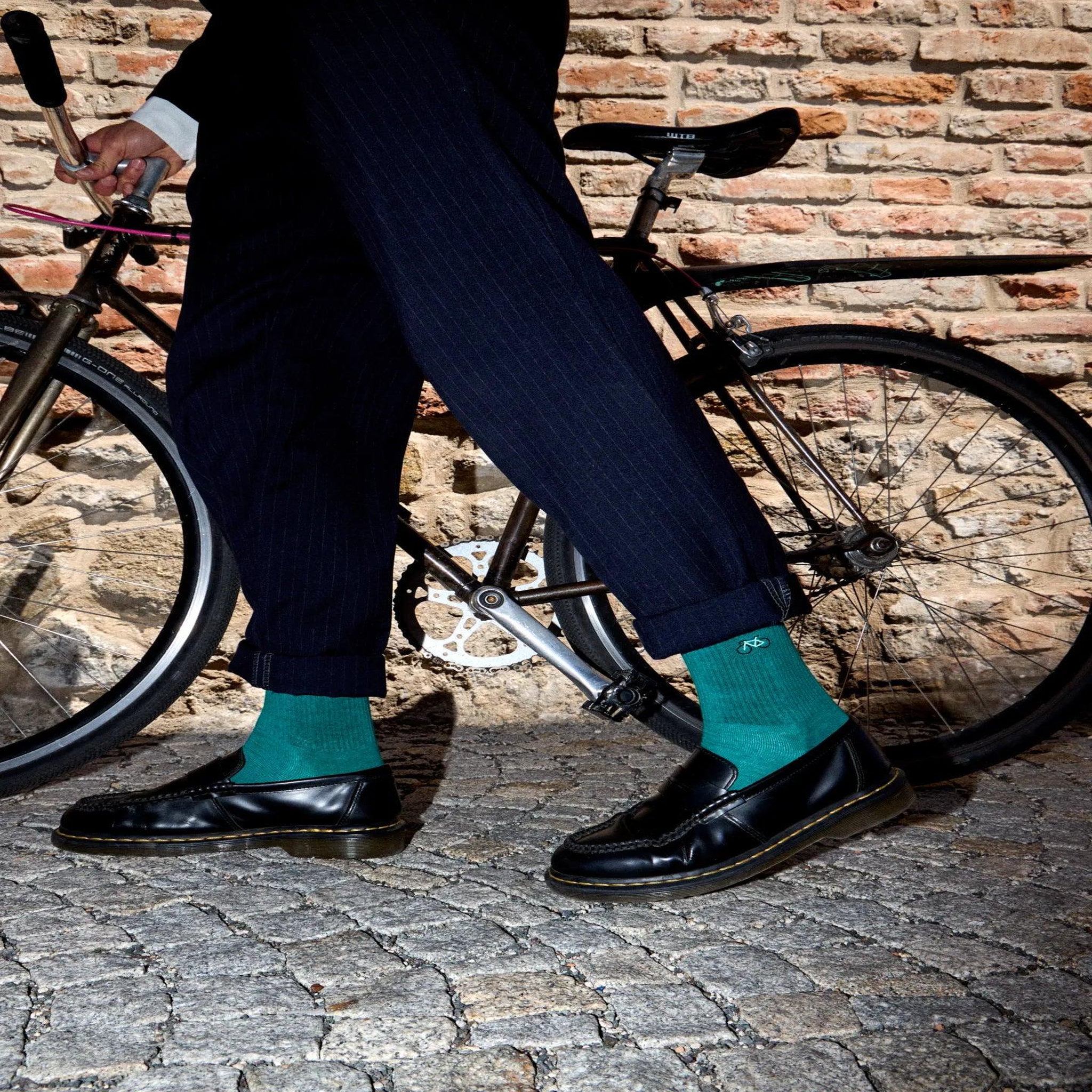 Voir la diapositive 3 : DEDOLES Chaussettes côtelées cyclisme vert