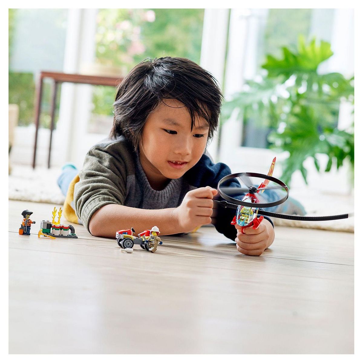 LEGO City 60248 - L'Intervention de l'Hélicoptère des pompiers