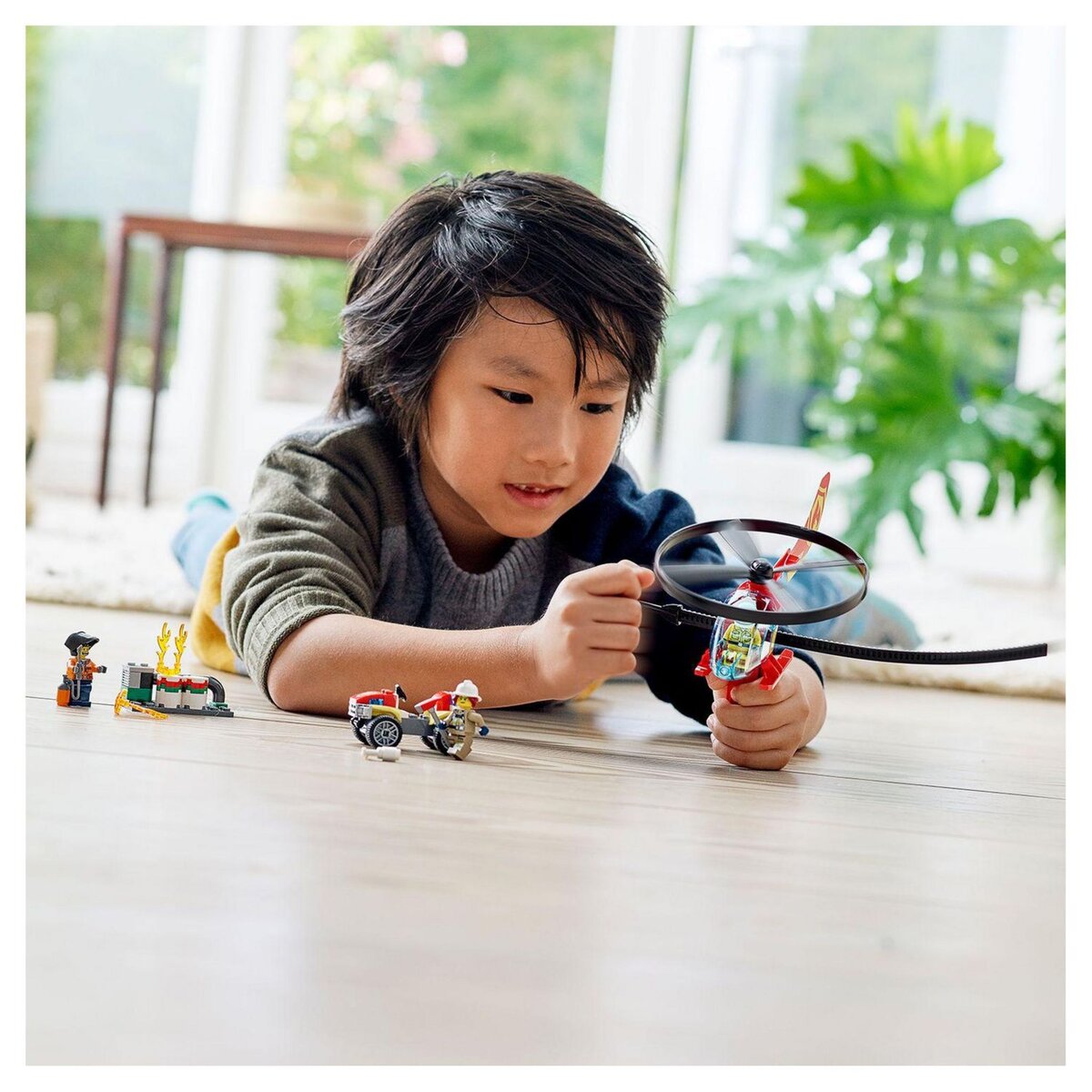 LEGO City 60248 - L'Intervention de l'Hélicoptère des pompiers