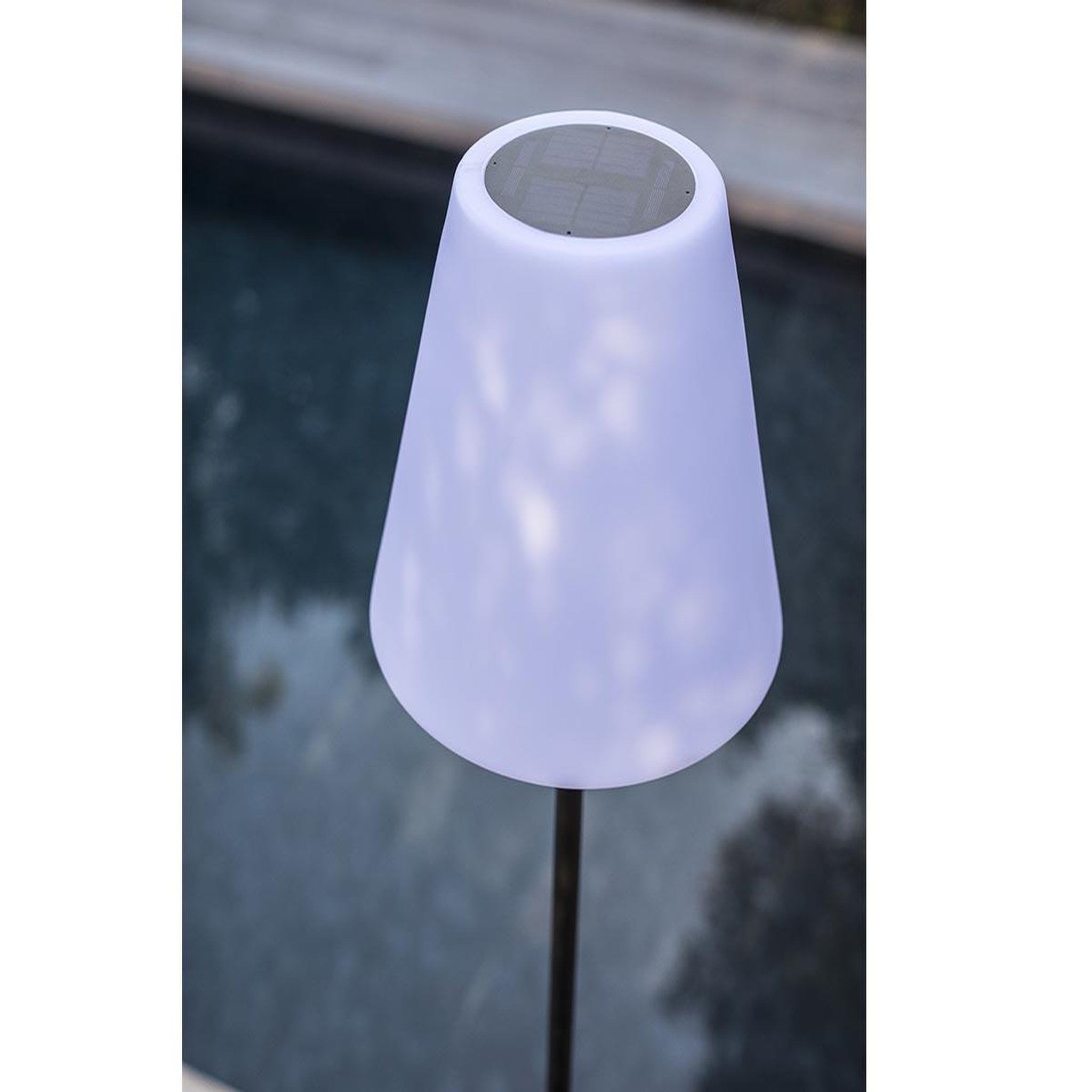 Voir la diapositive 3 : Lumisky Lampadaire lumineux solaire et rechargeable pied métal LED blanc chaud / blanc dimmable STANDY SOLAR H 150 cm
