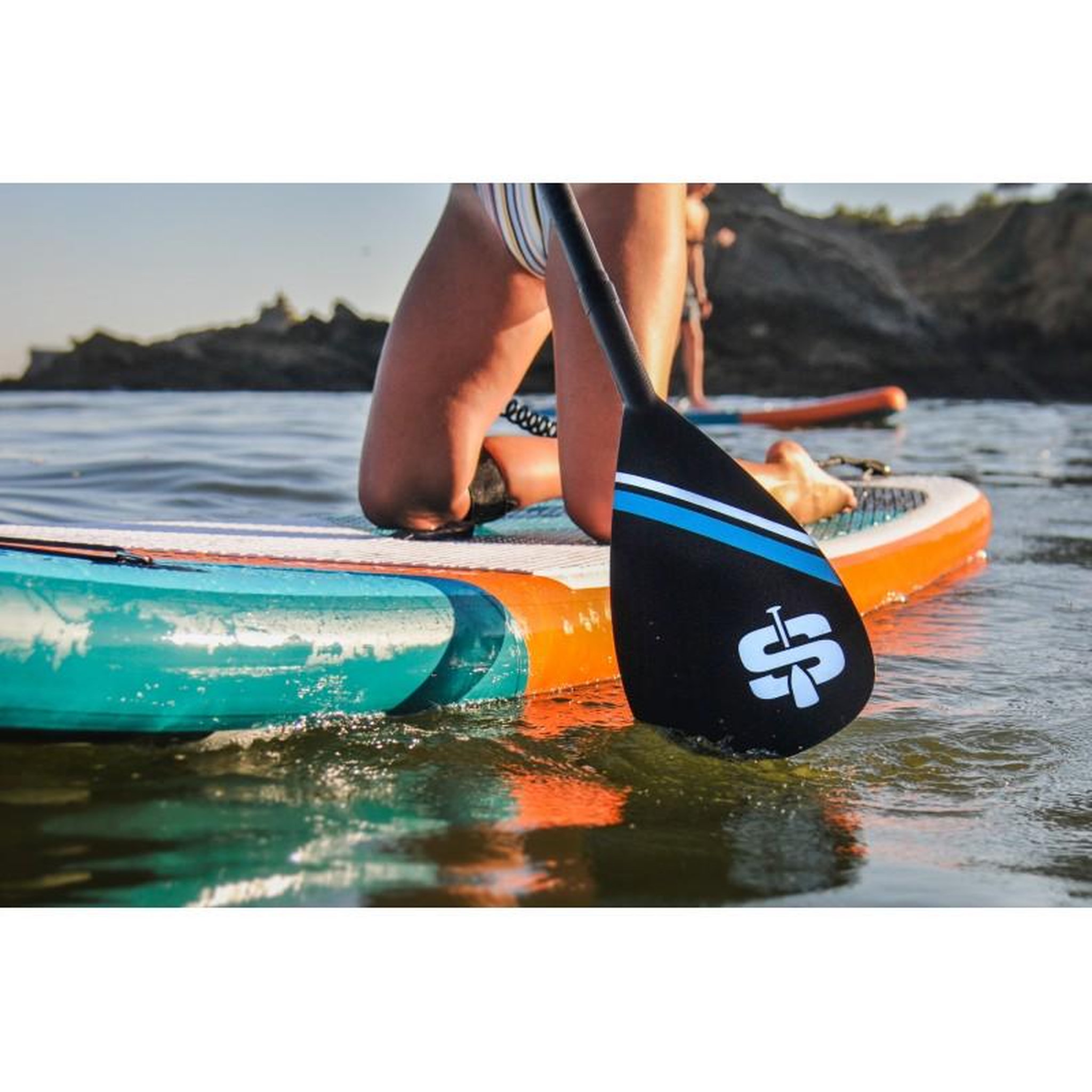 Voir la diapositive 3 : SIMPLE PADDLE Pagaie de Stand Up Paddle réglable de 175 à 215cm et démontable en 3 sections - 100% Carbone - Modèle Vela
