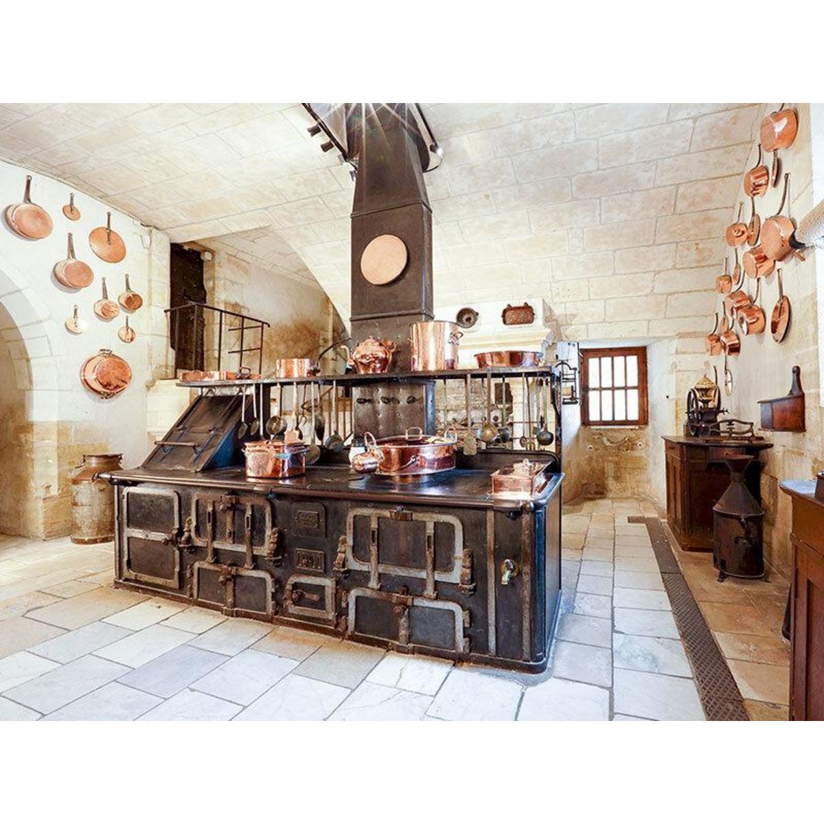 Smartbox Visite du château de Chenonceau : billets pour 2 adultes et 2 enfants - Coffret Cadeau Sport & Aventure