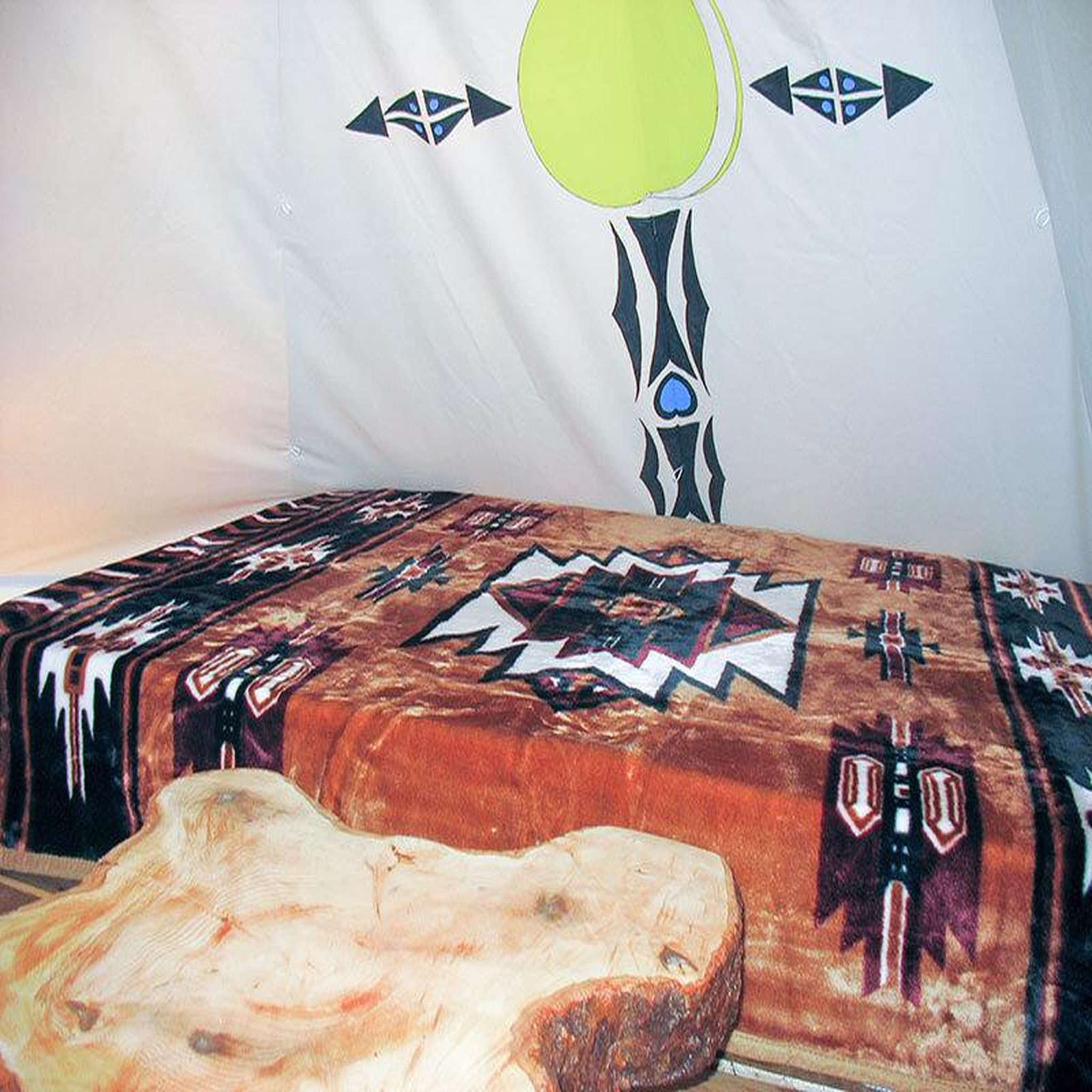 Voir la diapositive 2 : Smartbox Séjour insolite en tipi : 2 jours près de Limoges - Coffret Cadeau Séjour