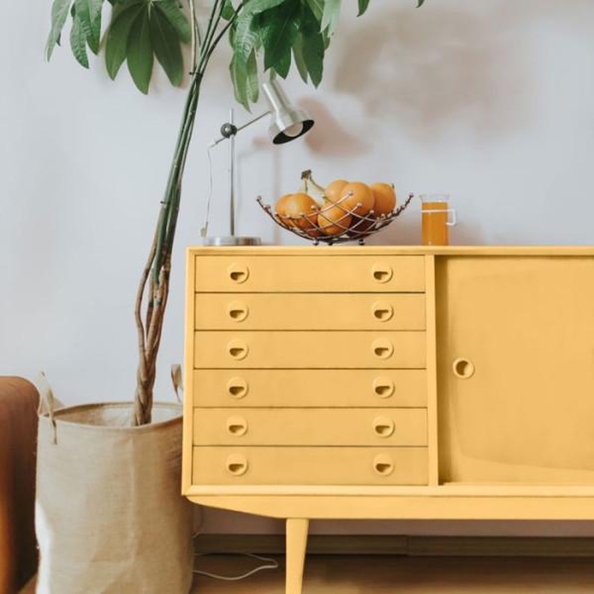 Voir la diapositive 3 : RIPOLIN Peinture meuble et objet - Jaune niki - Satiné - Ripolin - 0,5L