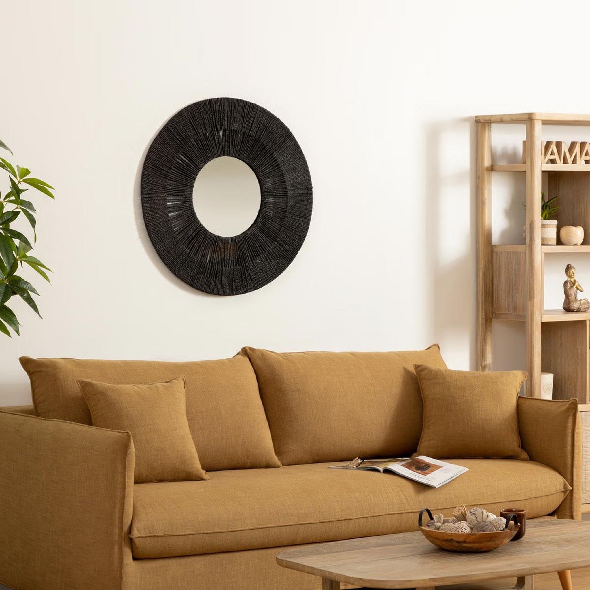 Voir la diapositive 2 : ATMOSPHERA Miroir rond motif ethnique  landy  76cm noir