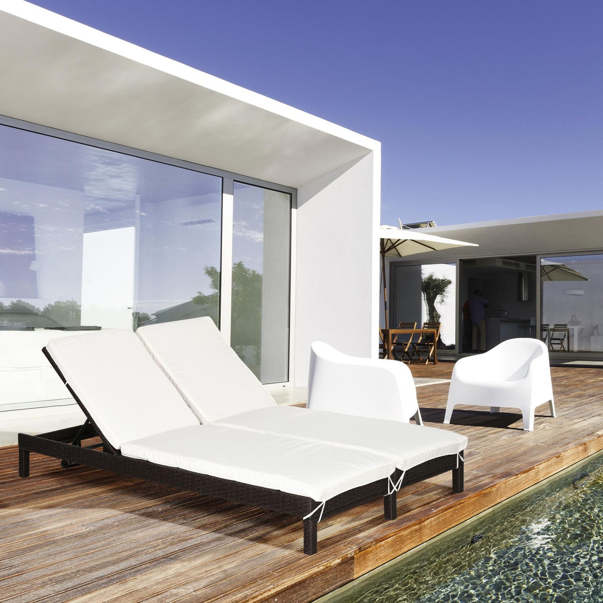 OUTSUNNY Bain de soleil transat 2 places - grand confort - dossier inclinable multi-positions - matelas fournis - résine tressée chocolat