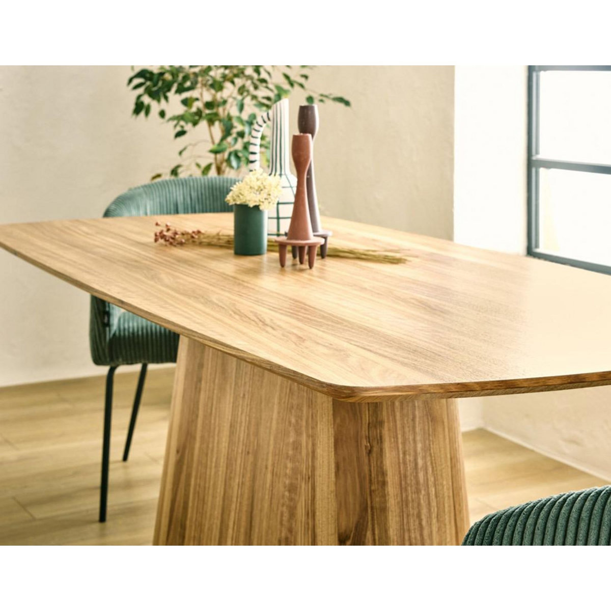 LISA DESIGN Casablanca - table à manger - bois - 4 à 8 personnes
