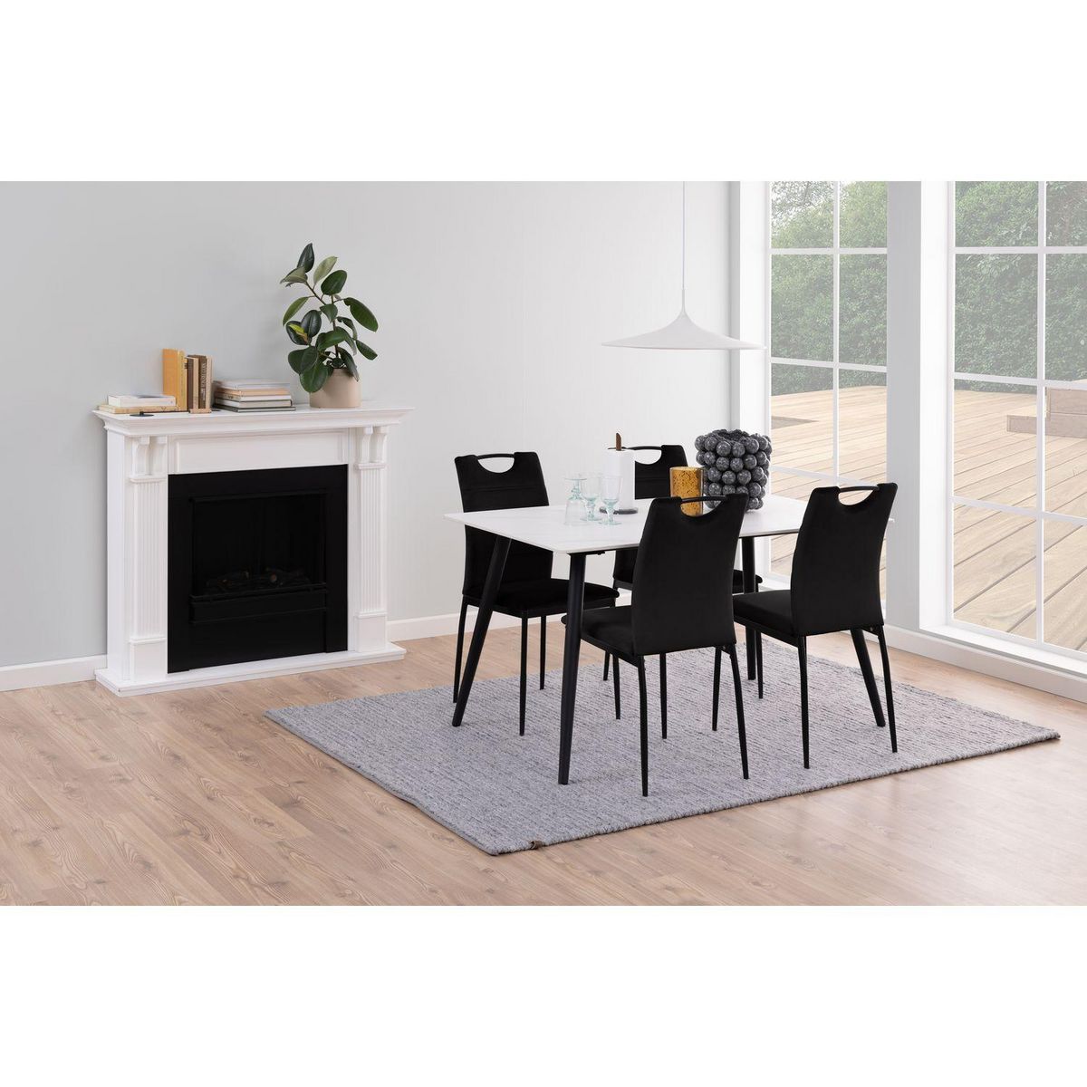 TOILINUX Lot de 4 Chaises de salle à manger Dina effet velours et métal