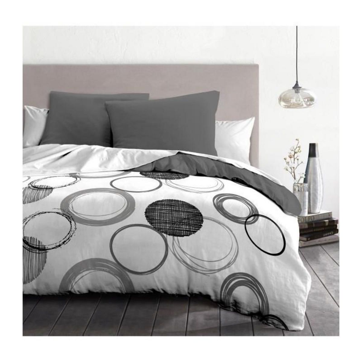 HOME LINGE PASSION Parure de couette microfibre Audace - 1 housse de couette 240x260 cm + 2 taies d'oreiller 63x63 cm - Gris clair - HOME LINGE PAS