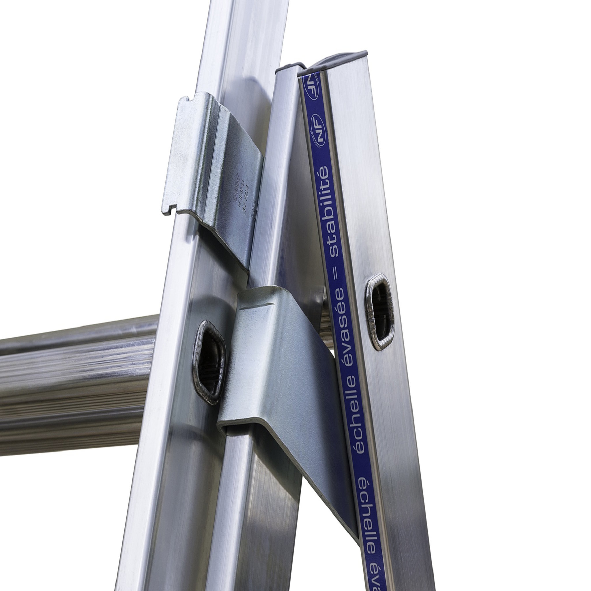 Voir la diapositive 6 : CENTAURE Echelle transformable 3 plans KET3 2m60/5m40
