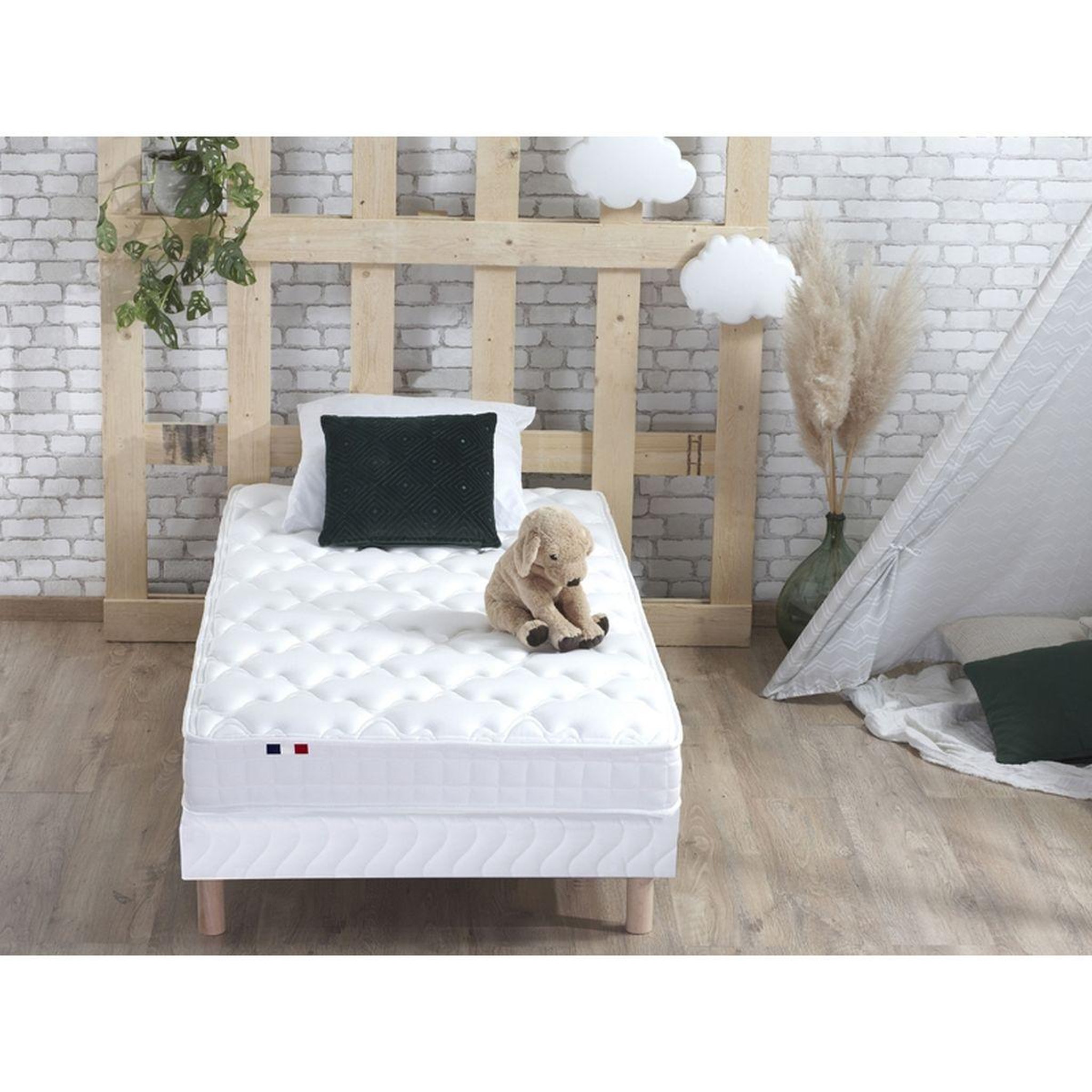 Voir la diapositive 4 : Ensemble Matelas accueil mémoire de forme + Sommier 90 x 190 cm MAM AZUR