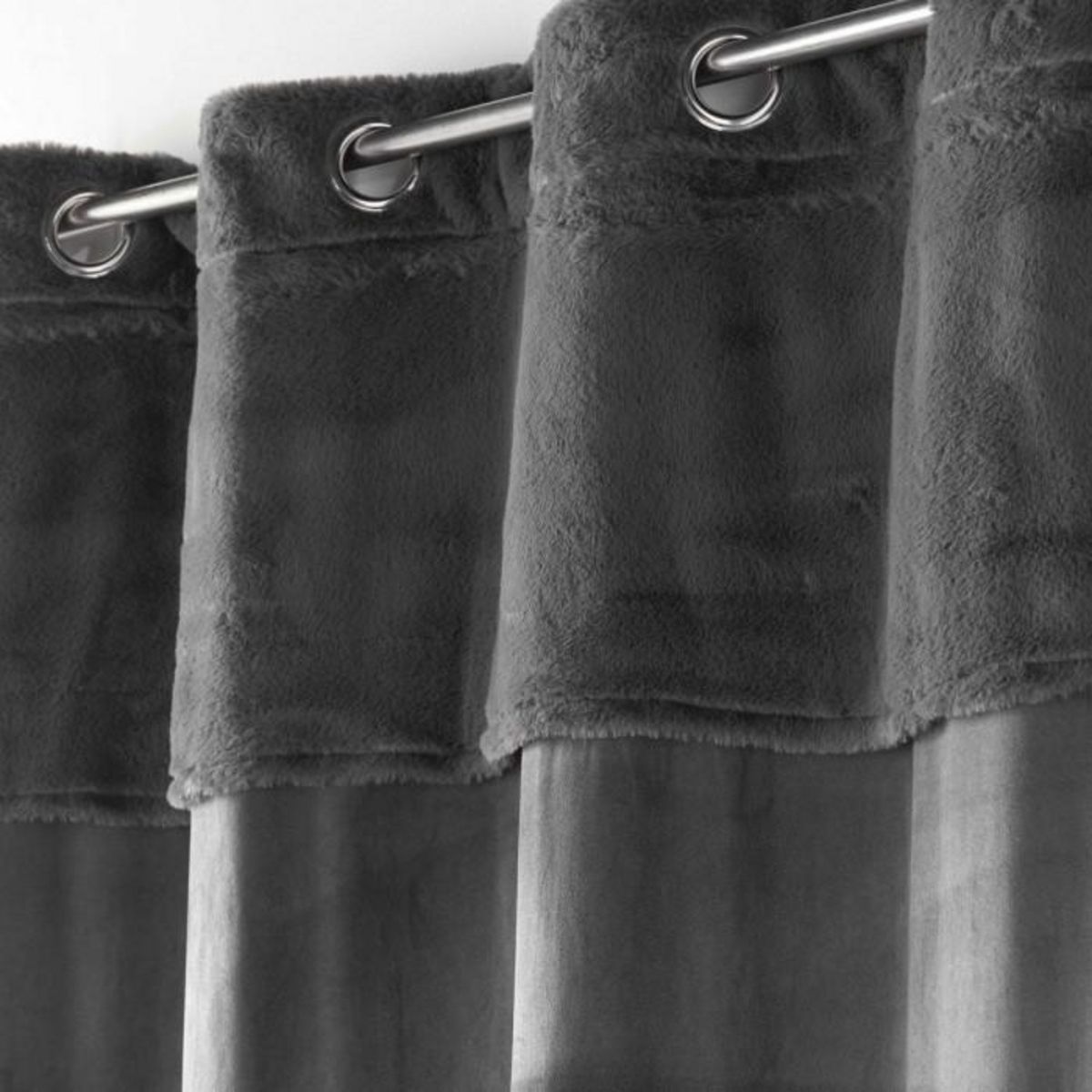 Paris Prix Rideau à Œillets Velours  Caresse  140x240cm Anthracite