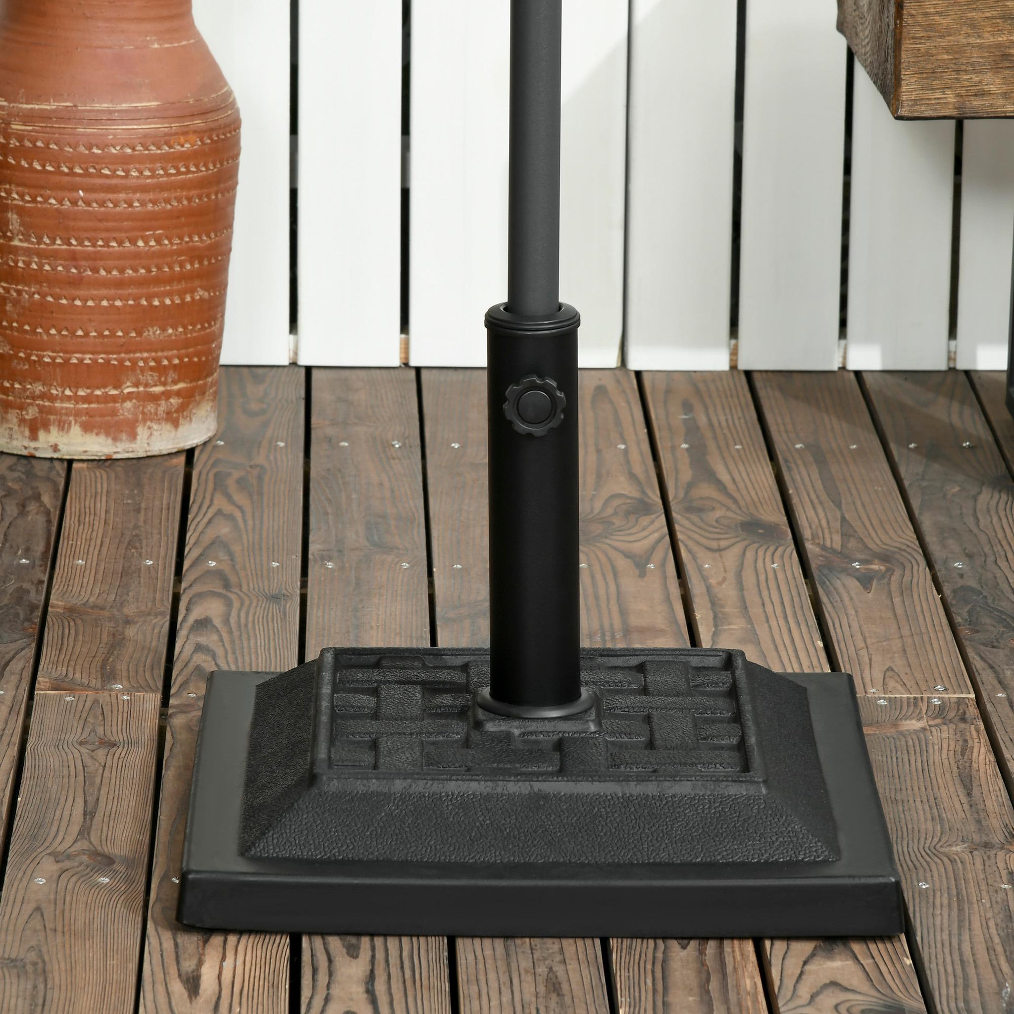 Voir la diapositive 5 : OUTSUNNY Pied de parasol carré base de lestage résine aspect rotin tressé poids net 12 Kg noir