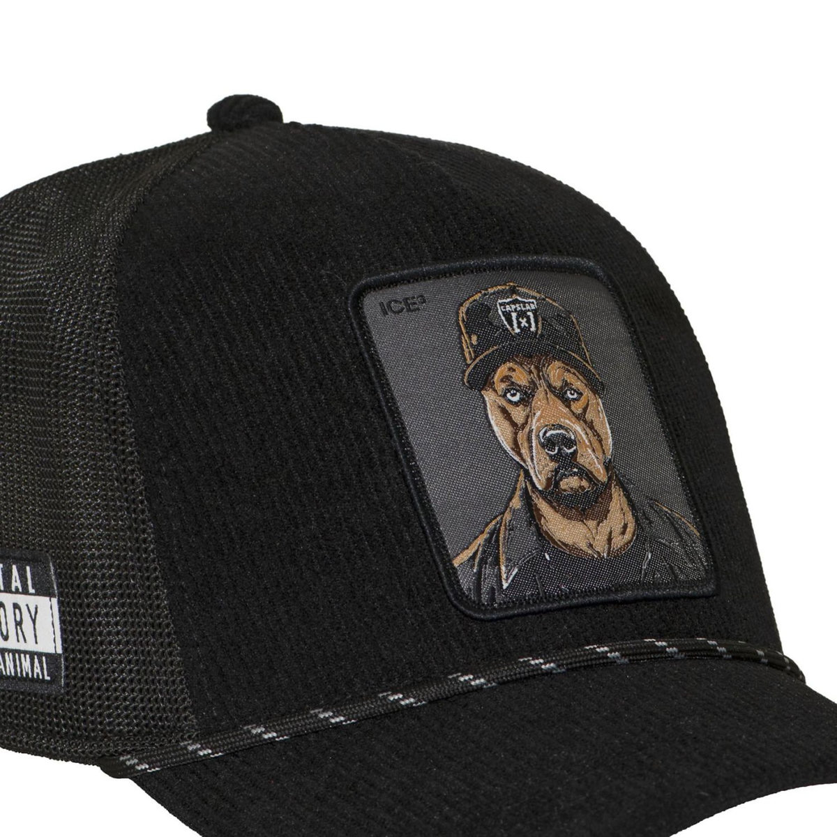CAPSLAB Casquette trucker premium avec filet et patch Bad Dog