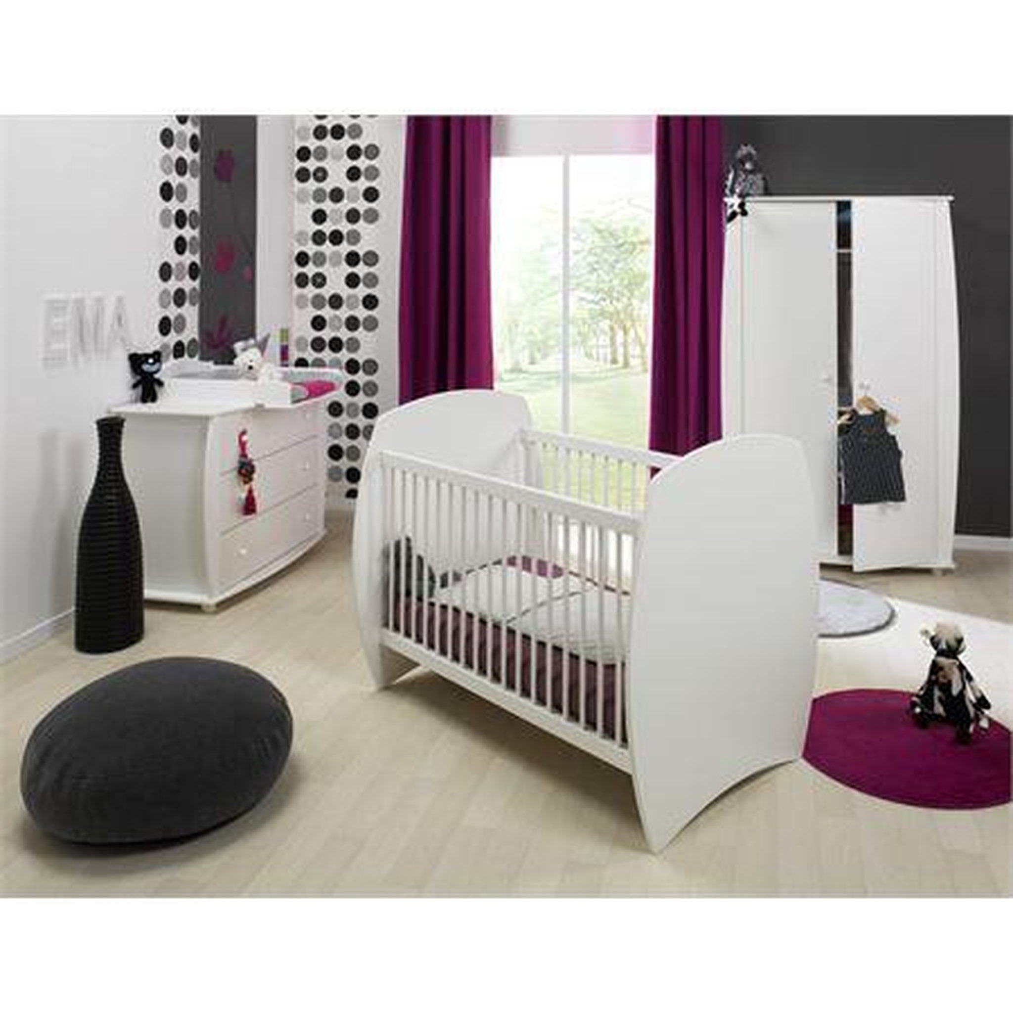 Voir la diapositive 2 : Commode WHITE