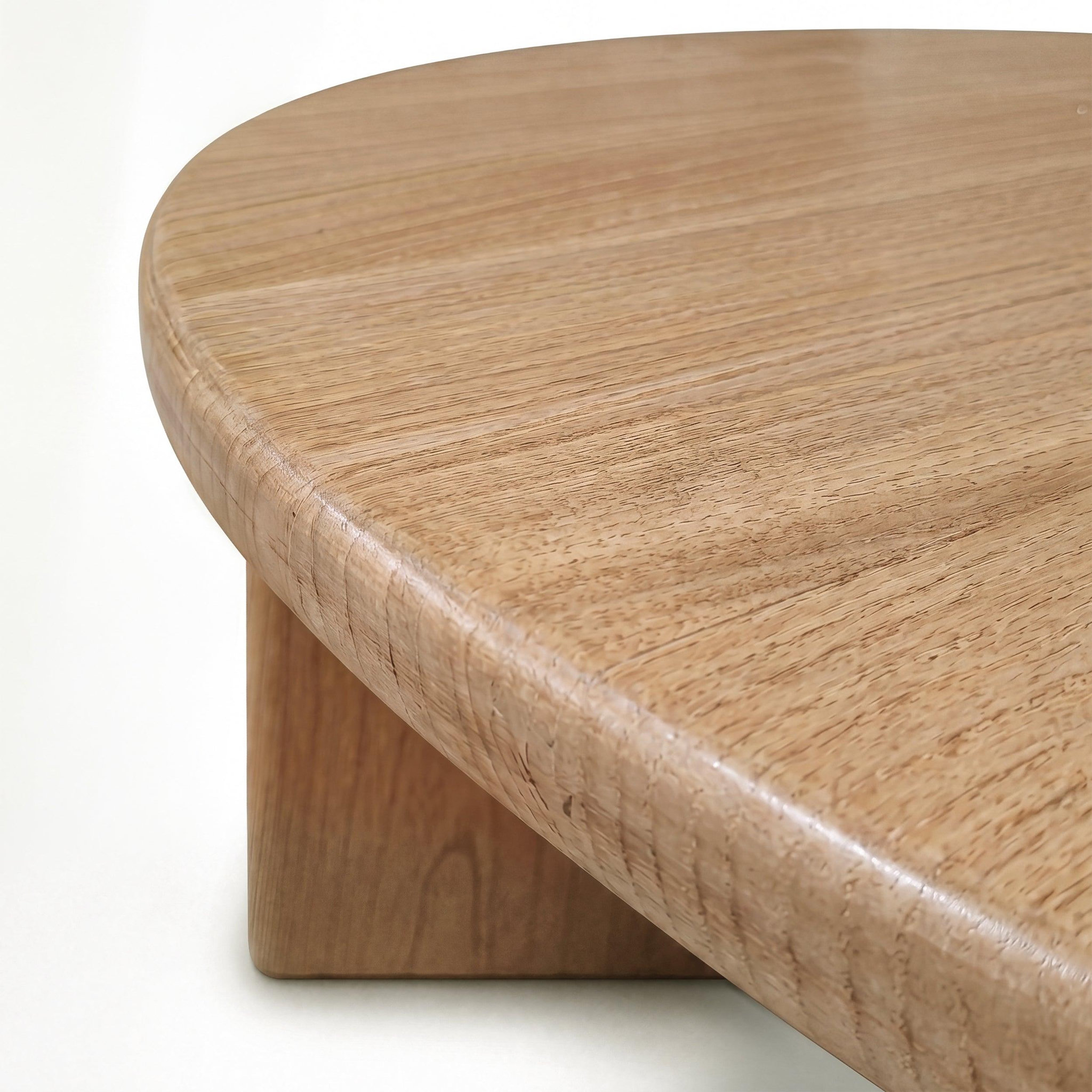 Voir la diapositive 6 : MAISON PAVANE Table basse ronde en bois massif de mindi-galia