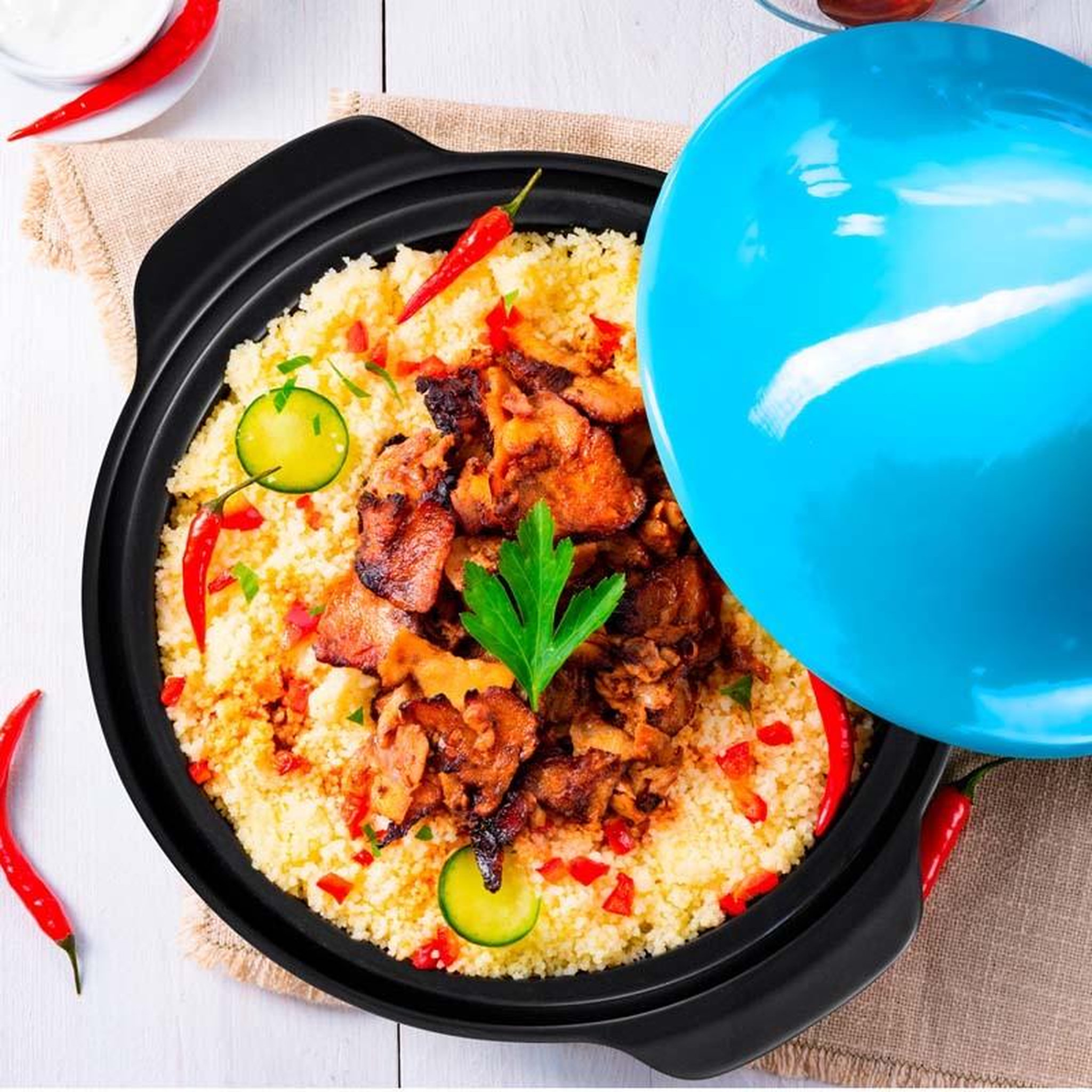 Voir la diapositive 3 : KITCHENCOOK Kitchencook - tajine électrique k-jine 3 bleue - 300 w 3 l - pot en terre cuite