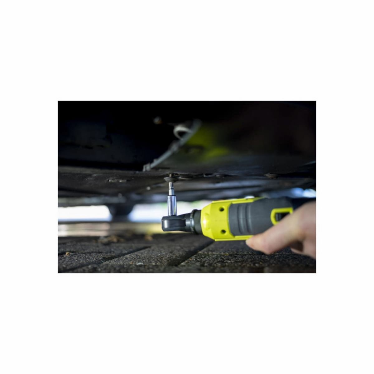 Ryobi Clé à cliquet RYOBI 18V One+ - 1/4  - sans batterie ni chargeur R18RW2-0