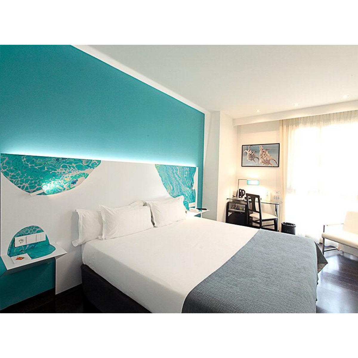 Smartbox Coffret cadeau Saint-Valentin : un séjour romantique à Barcelone - Coffret Cadeau Séjour