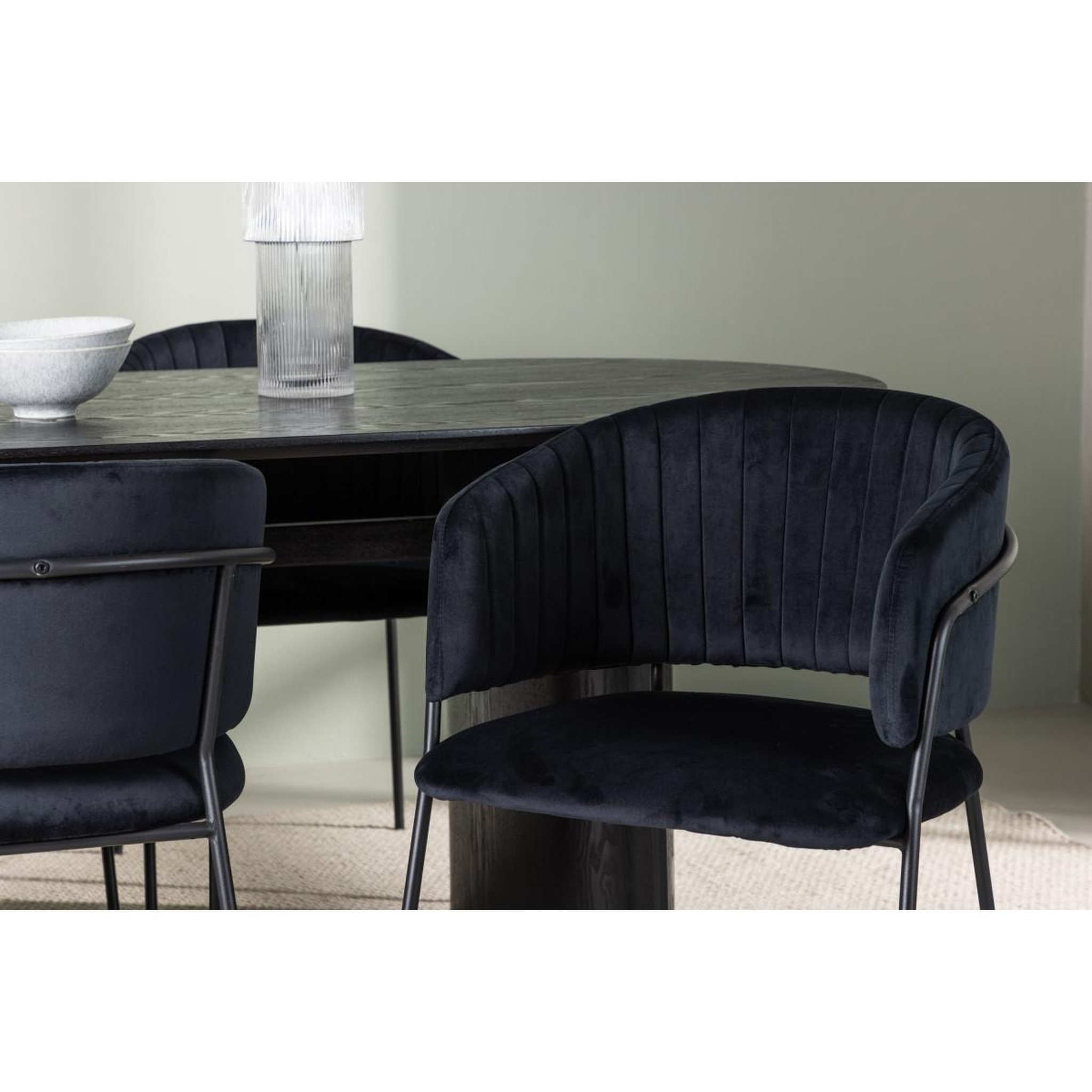 Voir la diapositive 6 : Paris Prix Ensemble table à manger & 4 chaises  isolde & selma  180cm noir