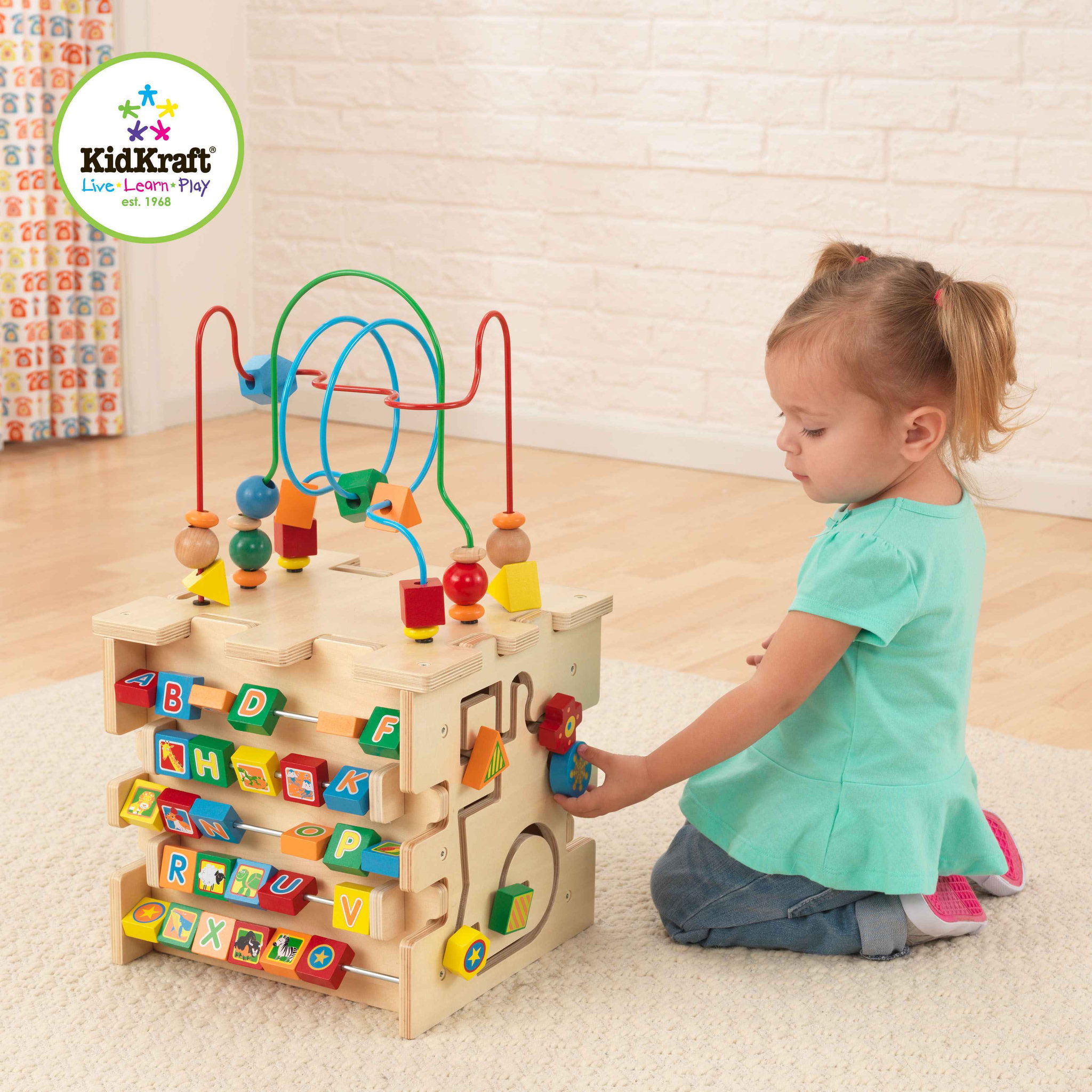 Voir la diapositive 2 : Kidkraft Cube d'activités de luxe