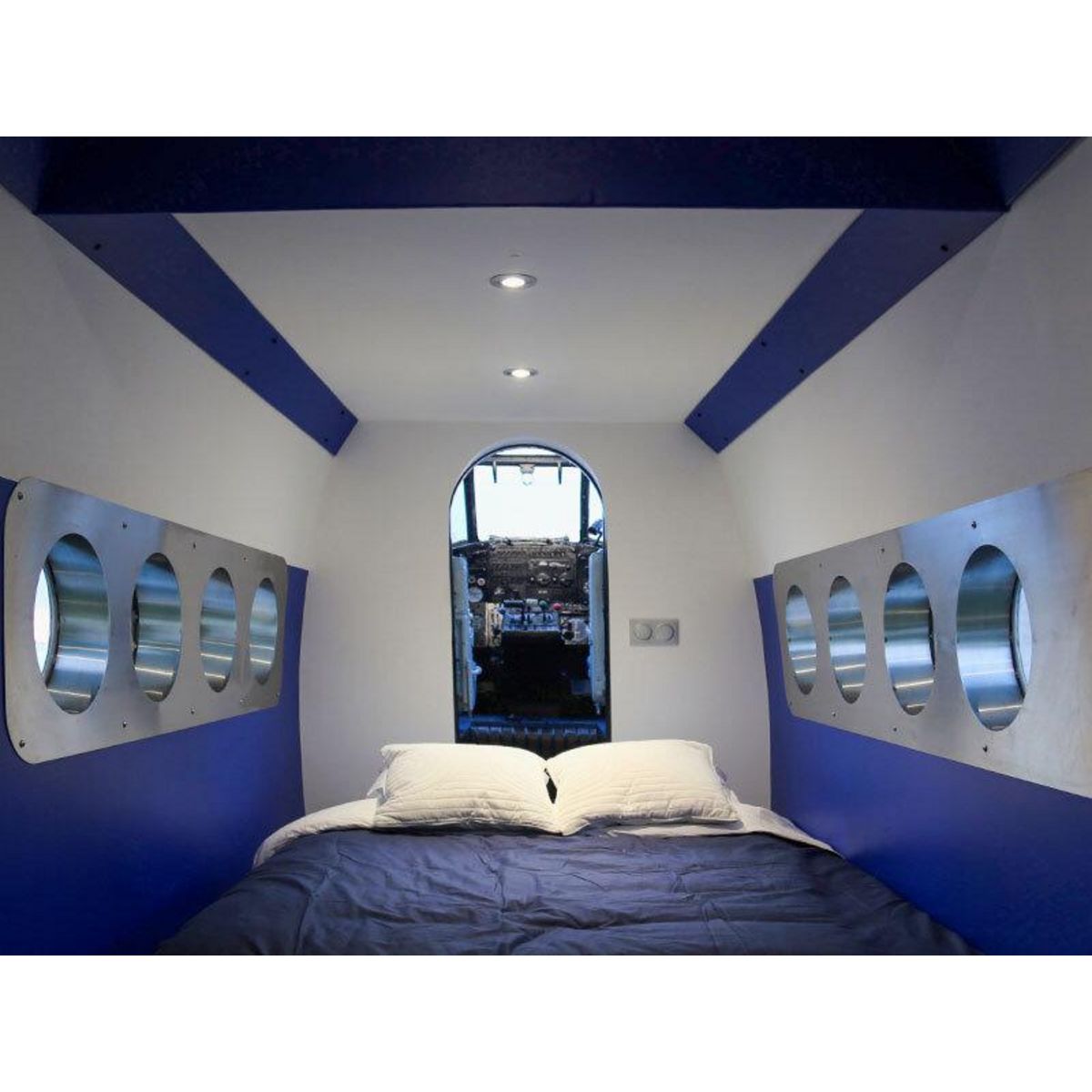 Smartbox Séjour insolite : 1 nuit dans un avion Antonov dans les Vosges - Coffret Cadeau Séjour