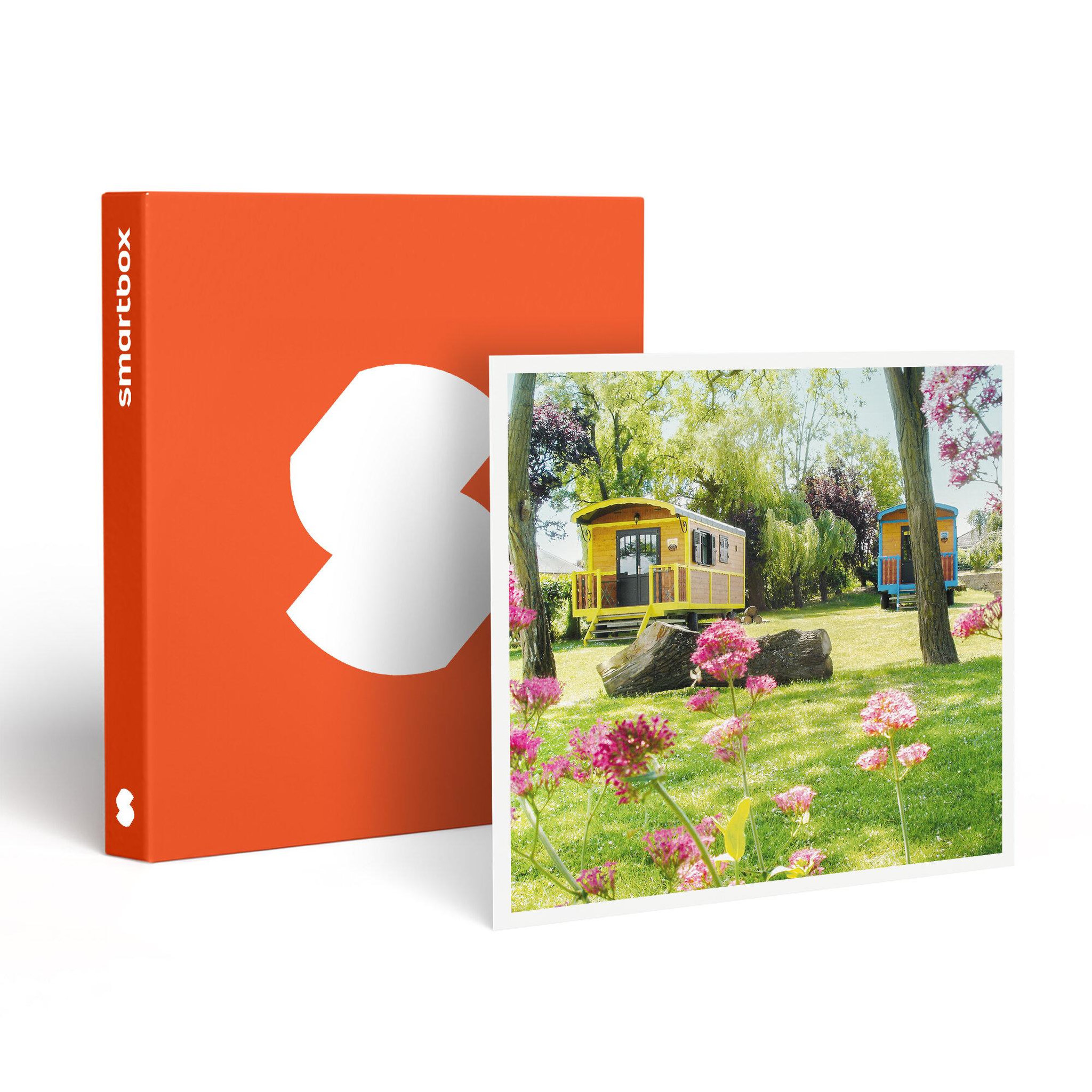 Smartbox Escapade insolite en famille : 2 jours en roulotte avec dîner près d'orléans - coffret cadeau séjour