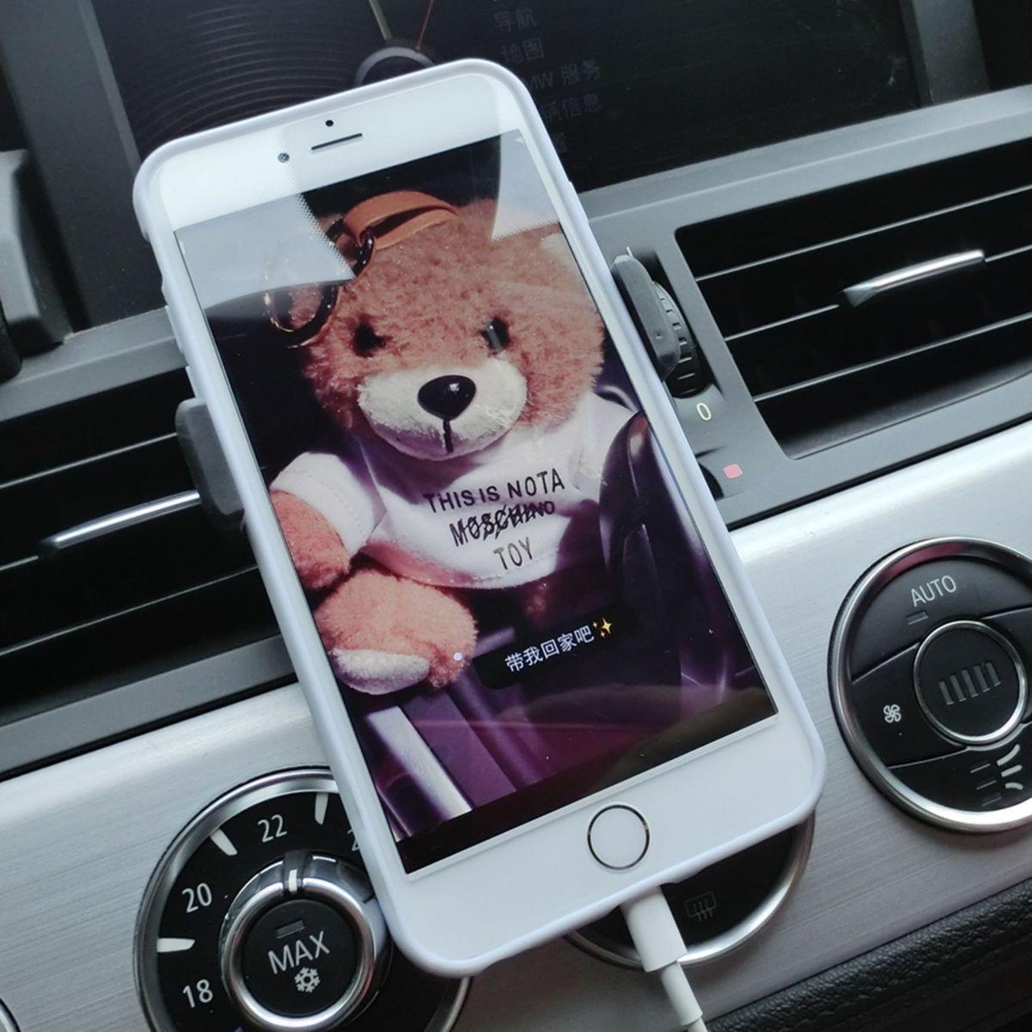 Voir la diapositive 4 : ESSENTIEL B Support smartphone Voiture grille d'aération