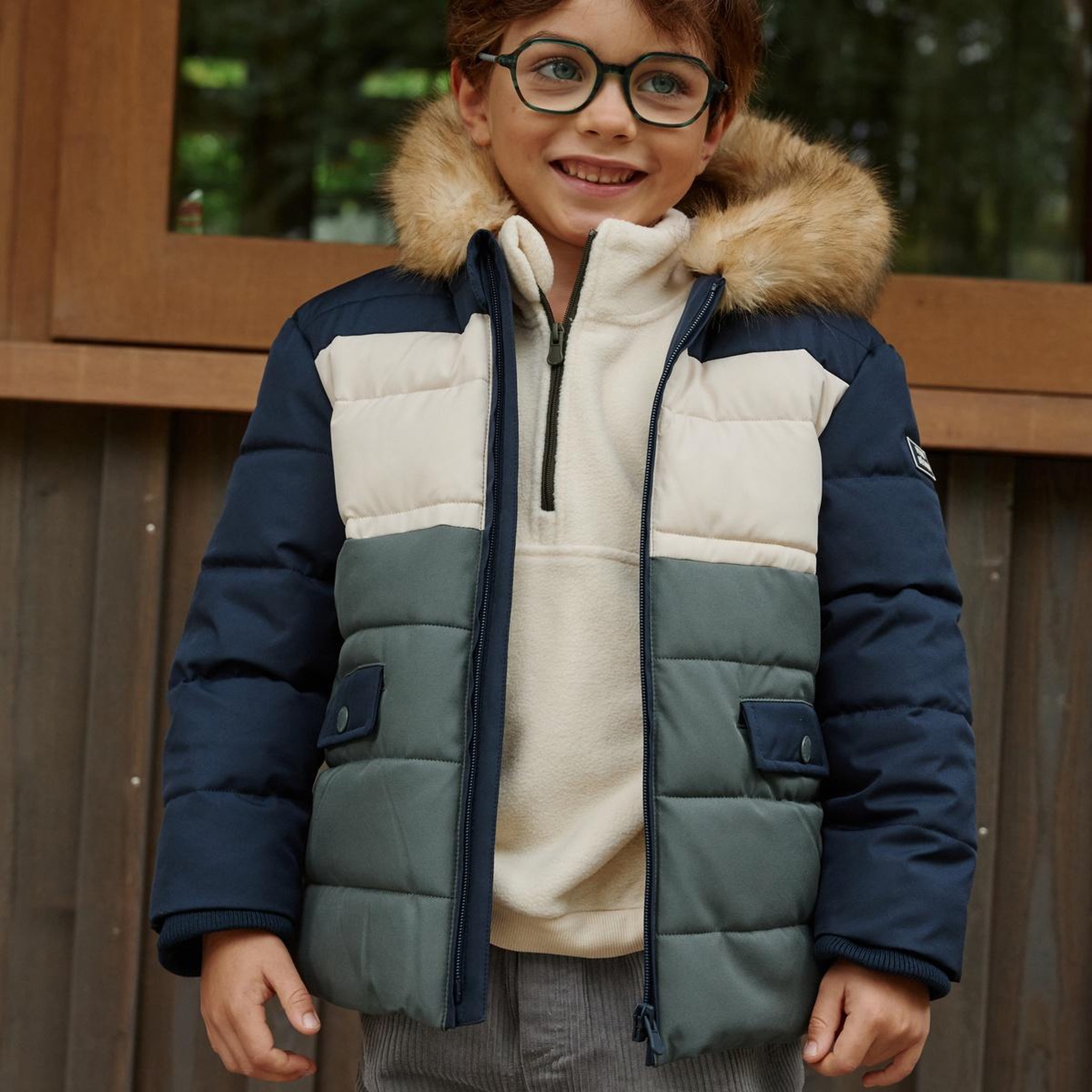 Voir la diapositive 5 : PETIT BEGUIN Doudoune enfant imperméable doublée sherpa avec capuche Noah