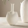 Voir la diapositive 4 : Paris Prix Vase Design en Céramique  Madison  22cm Blanc Cassé