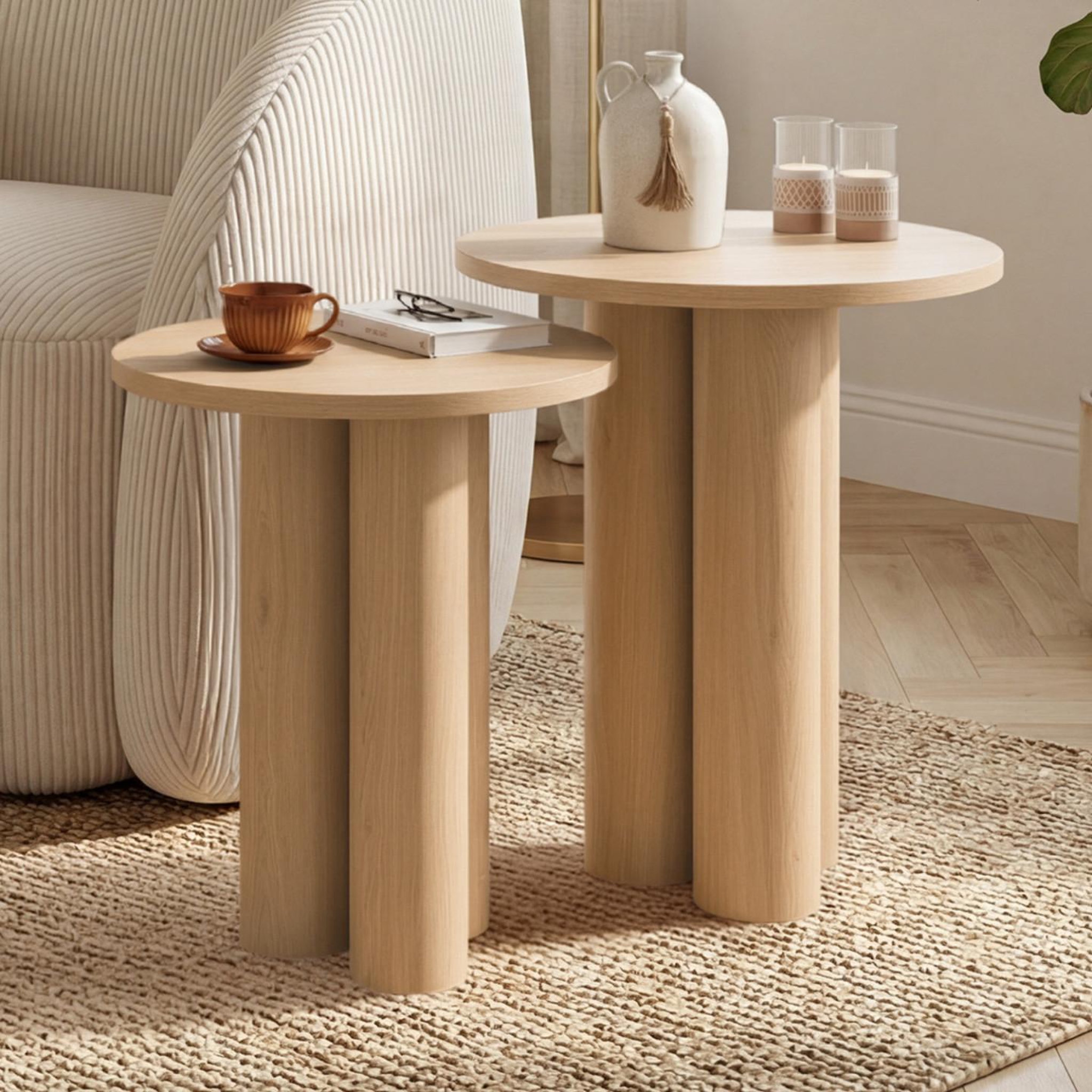 Voir la diapositive 2 : ID MARKET Lot de 2 tables d'appoint rondes, bouts de canapé, tables de chevet eloise 35/40 cm bois effet hêtre