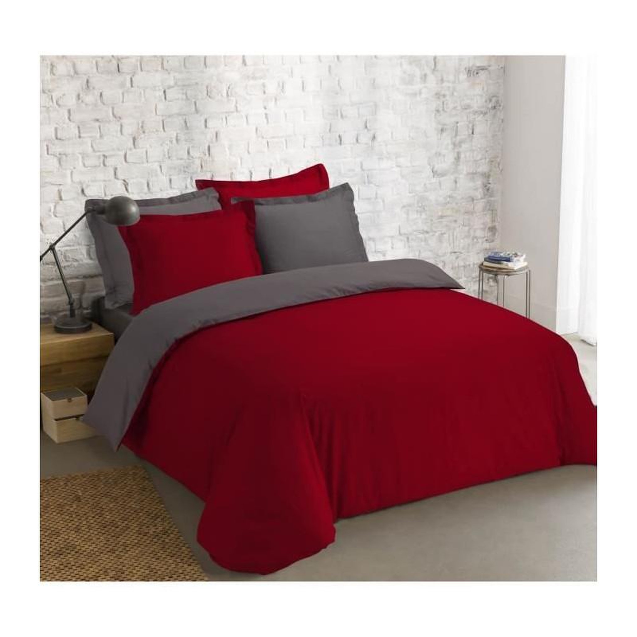 Voir la diapositive 2 : VISION VISION - Bicolore - Housse de couette Réversible 240x220cm avec 2 taies 65x65cm - Anthracite/rouge - 100% coton