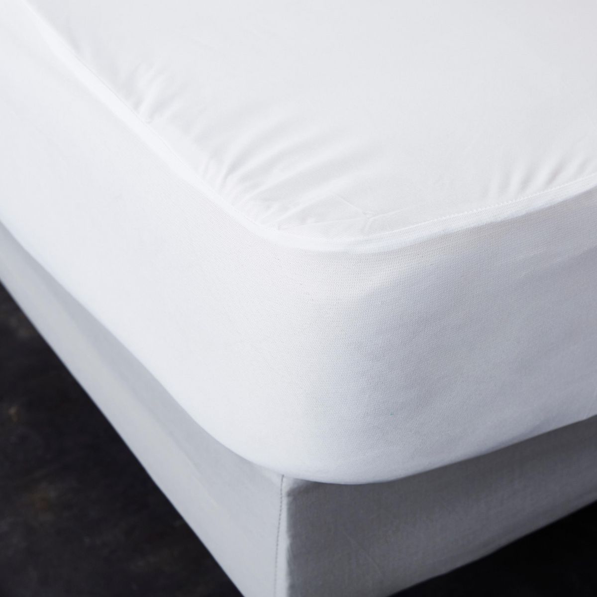 Sweetnight Protège matelas imperméable lavable à 90°c QUALITE PLUS