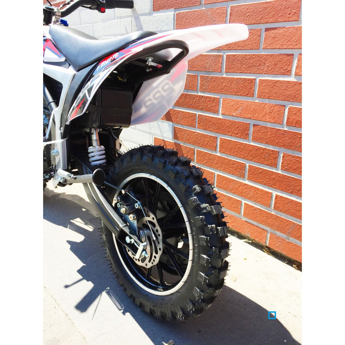 BIKE SPA E-ROAD  Moto électrique enfant Falcon 600W - Dès 10 ans