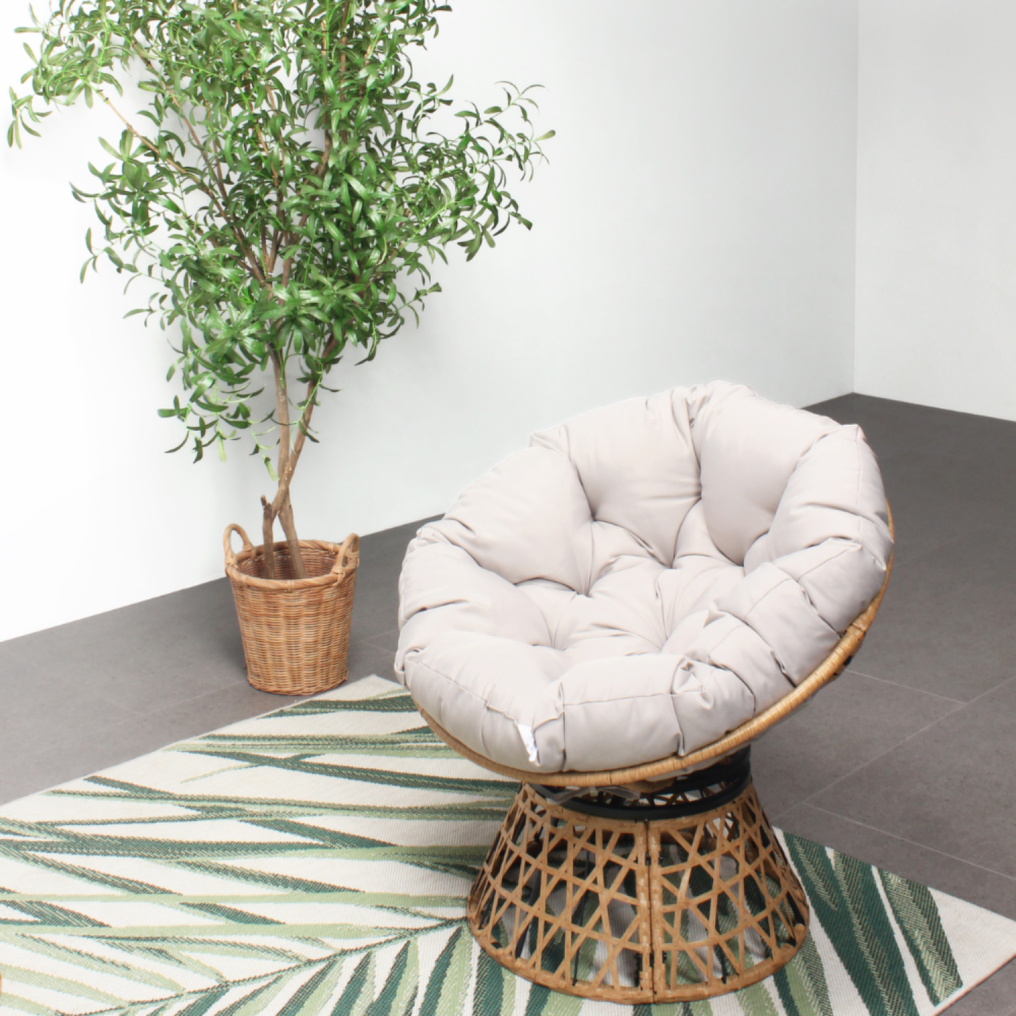 Voir la diapositive 6 : CONCEPT USINE Fauteuil effet rotin avec coussin papasan