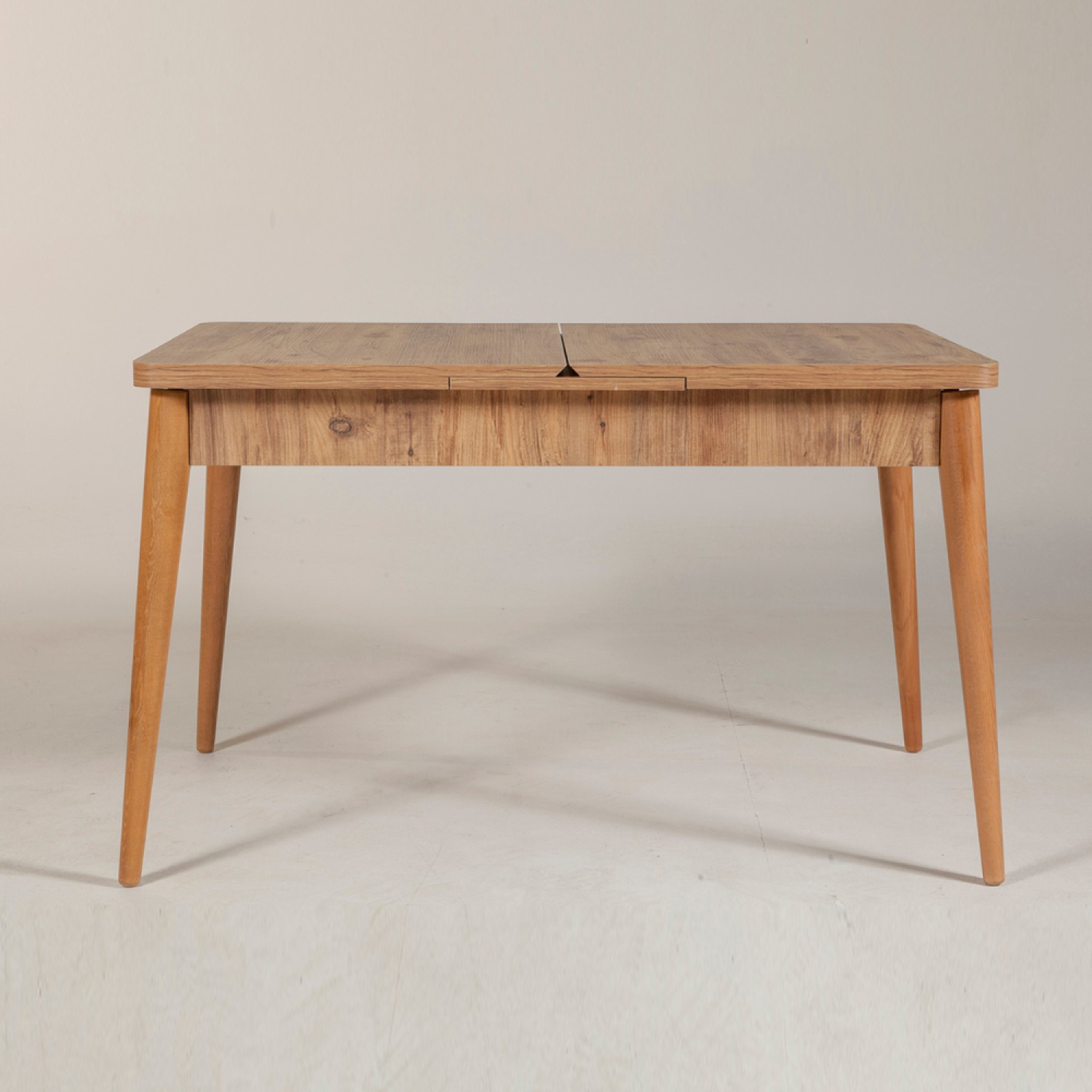 Voir la diapositive 2 : CONCEPT USINE Table extensible en bois max 6 personnes dynia