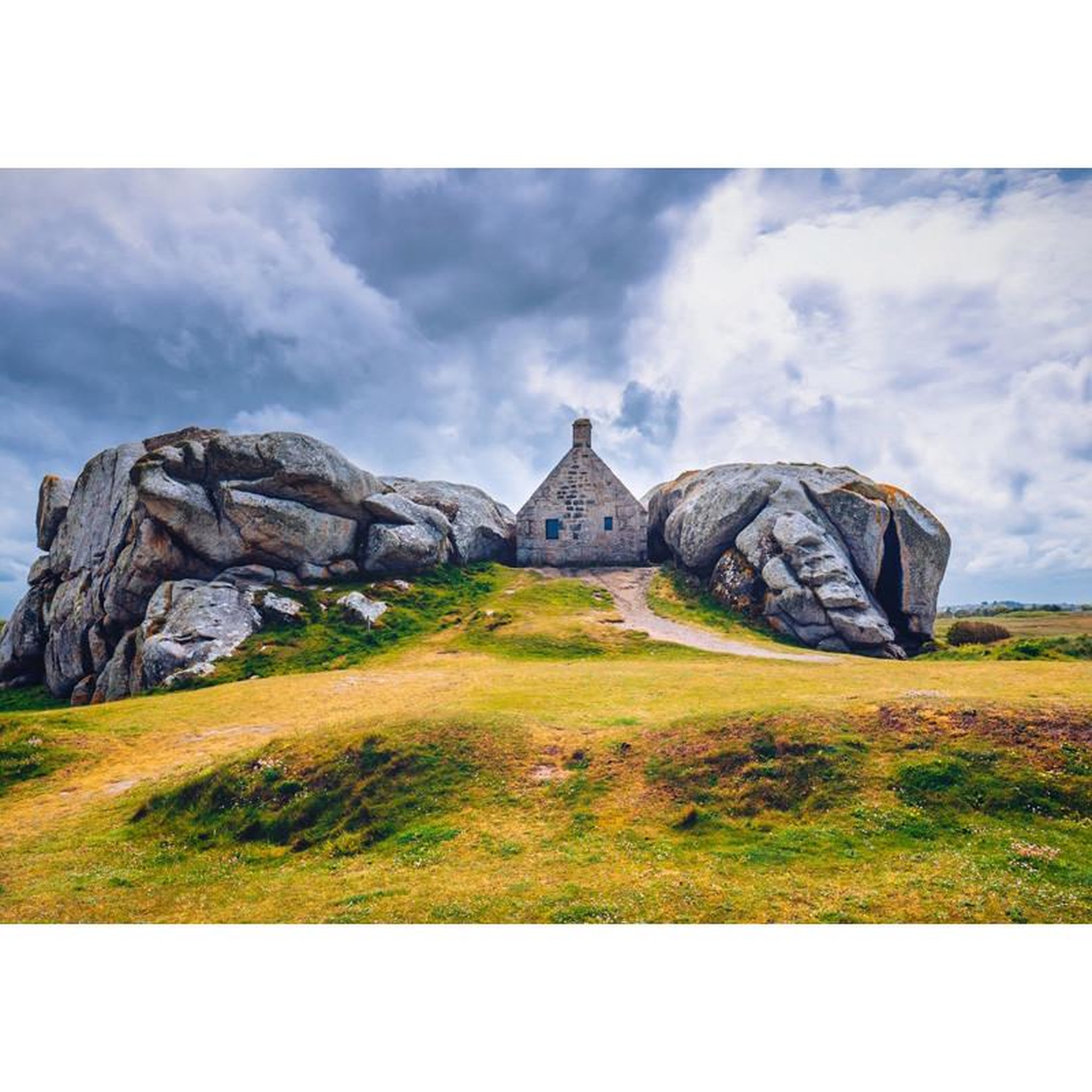 Voir la diapositive 2 : ALIZE Puzzle 1000 pièces Rochers de Bretagne – Paysage côtier – Adulte – Alizé