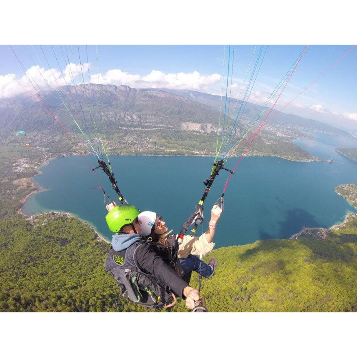 Smartbox Vol sensation en parapente de 15 min à Annecy - Coffret Cadeau Sport & Aventure