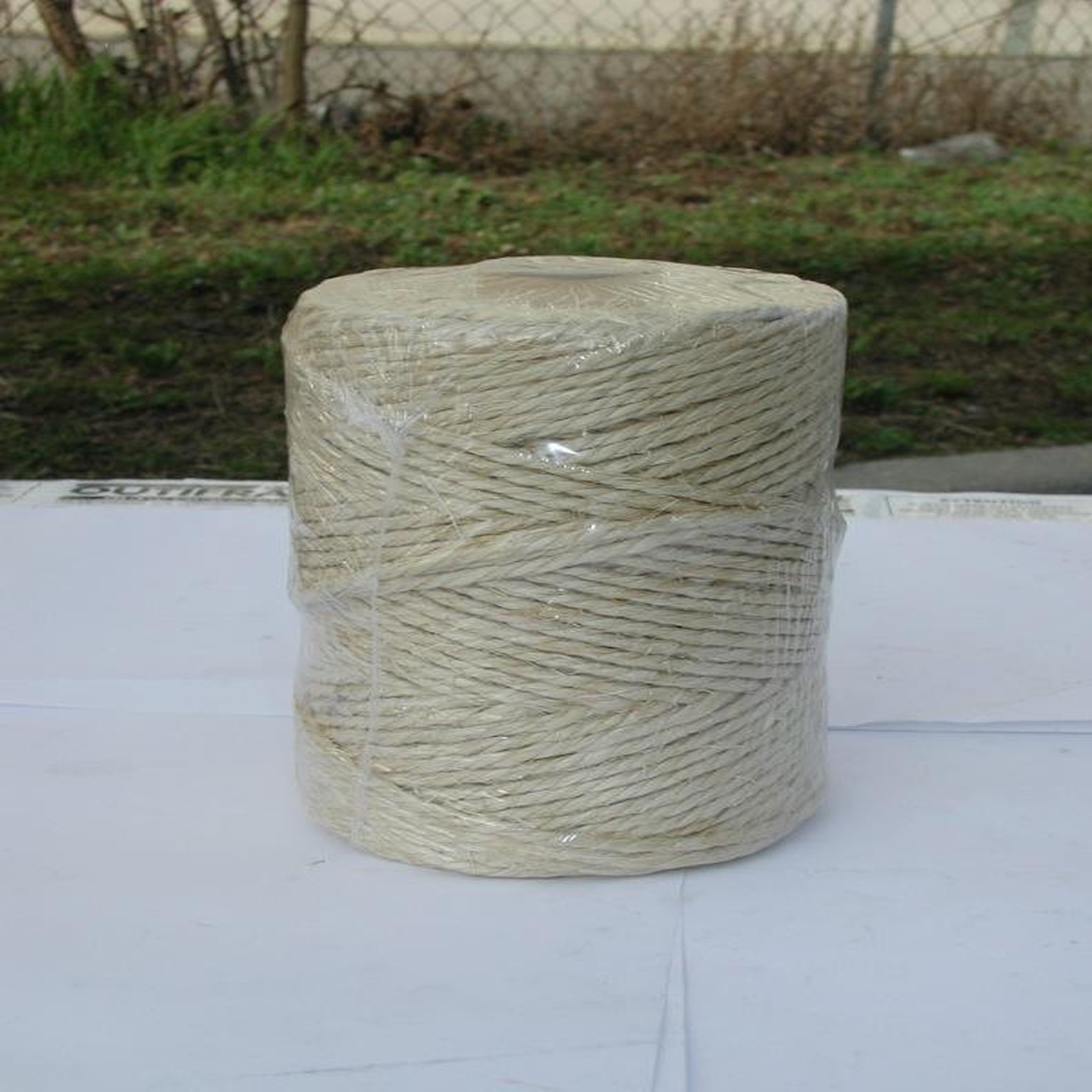 OUTIFRANCE Ficelle d'emballage Sisal Ø 3 mm x 196 m (1 kg)