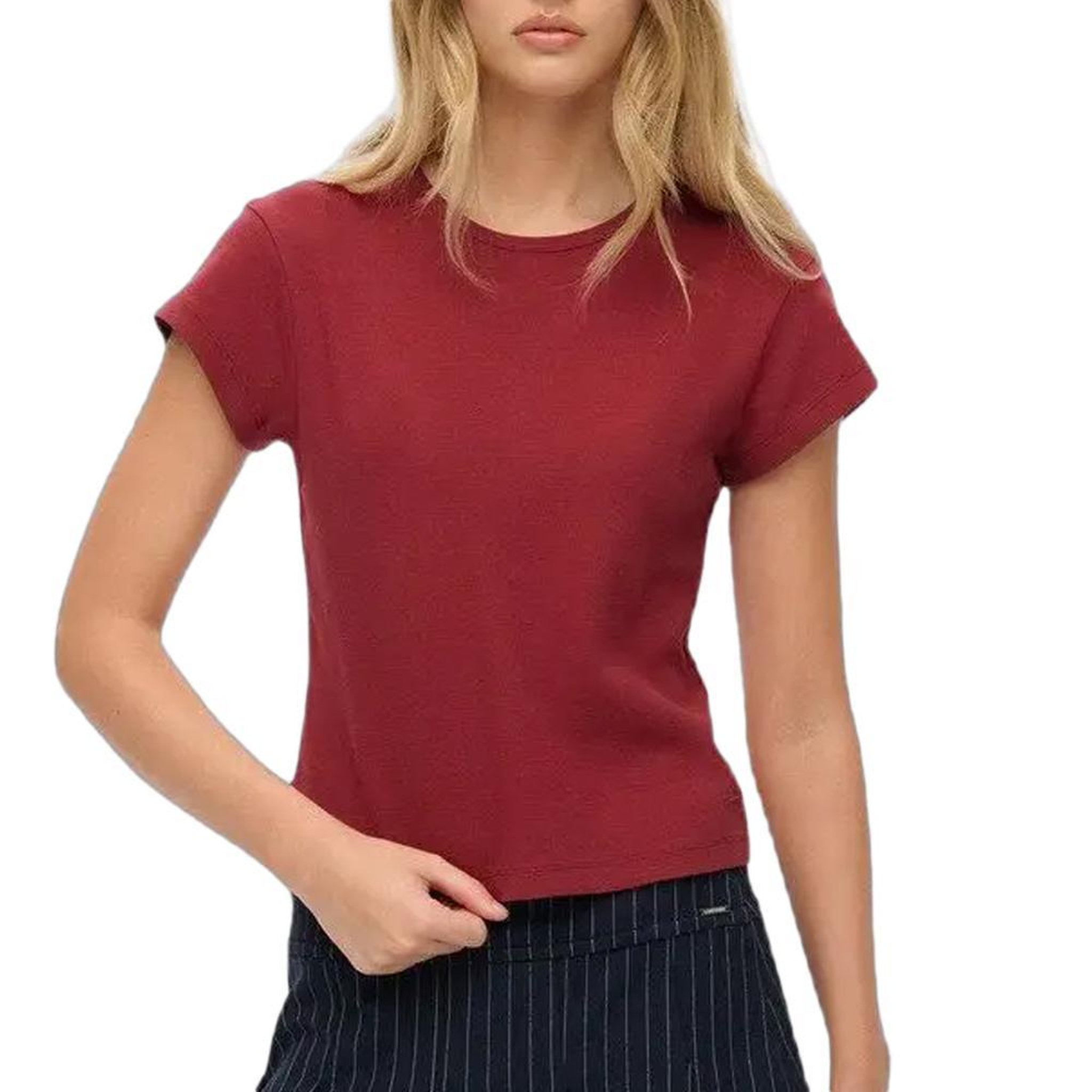 SUPERDRY T shirt  Femme Superdry Athletic Essential. Coloris disponibles : Rouge