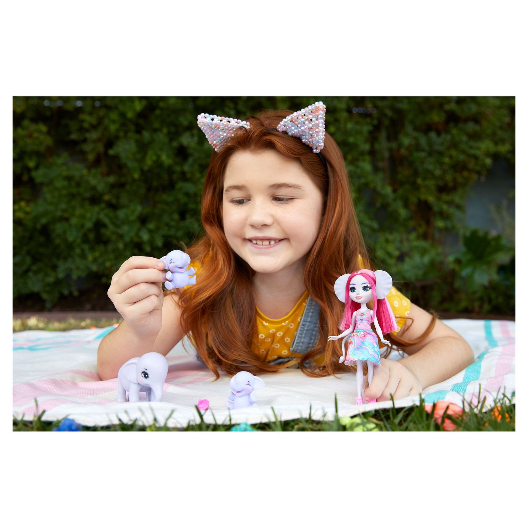 Voir la diapositive 3 : MATTEL Enchantimals famille animaux  - Esmeralda éléphant